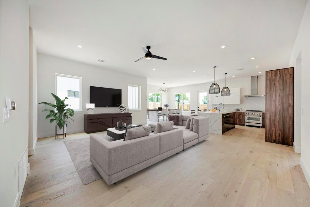 200 Tillery Sq # 1, Austin, TX 78702