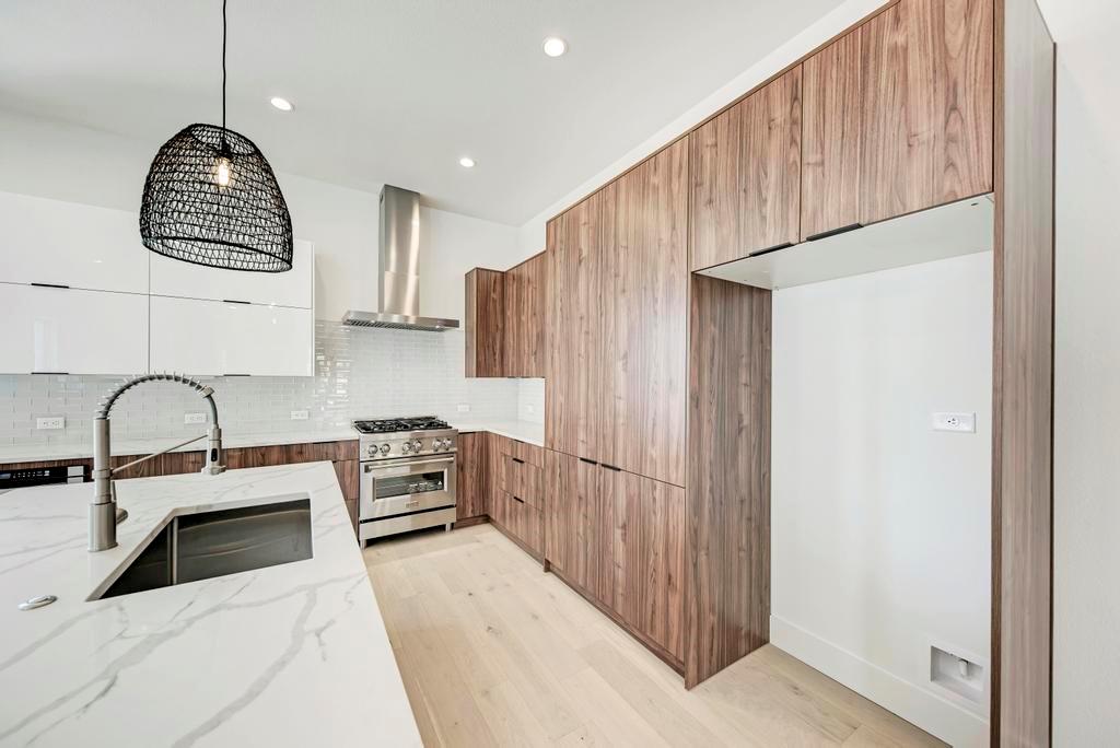 200 Tillery Sq # 1, Austin, TX 78702