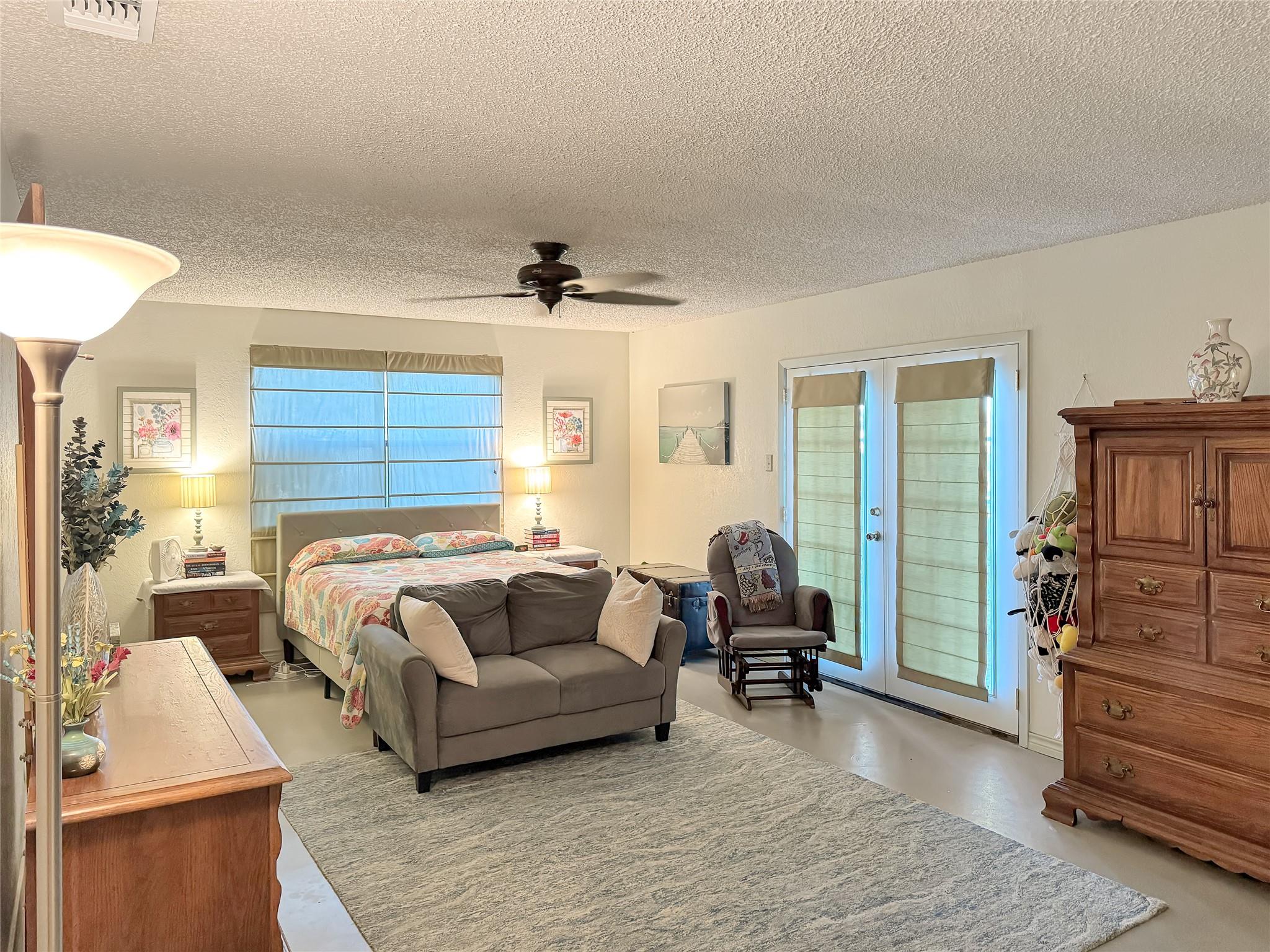 12055 Rebecca Creek Rd, Spring Branch, TX 78070