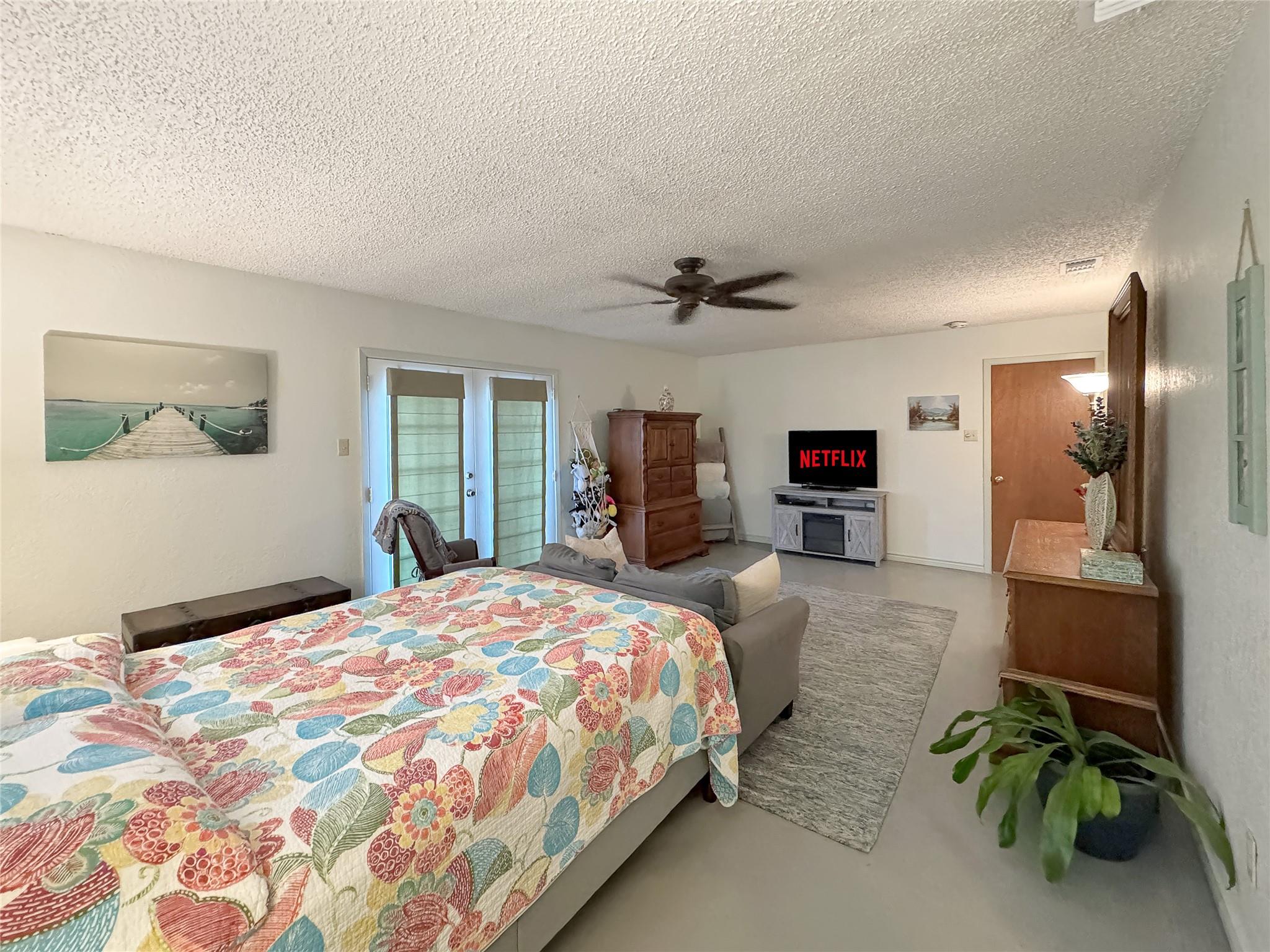 12055 Rebecca Creek Rd, Spring Branch, TX 78070