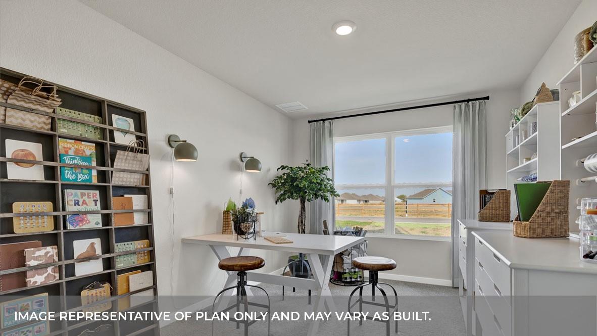 399 BARRON ESTATE Dr, Lockhart, TX 78644