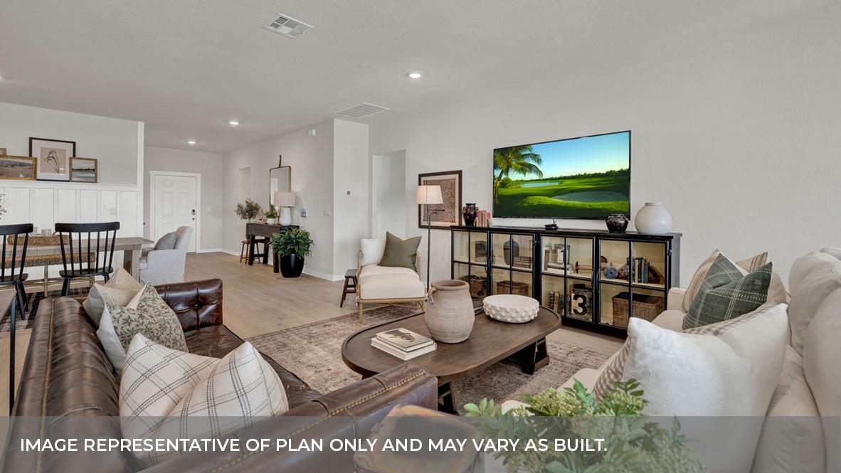 399 BARRON ESTATE Dr, Lockhart, TX 78644