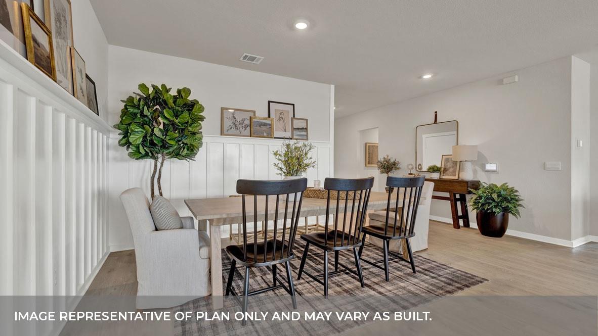 399 BARRON ESTATE Dr, Lockhart, TX 78644