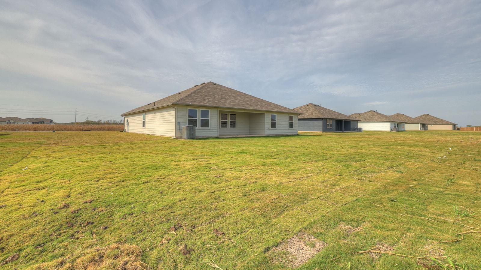 476 ATTICUS Cv, Lockhart, TX 78644