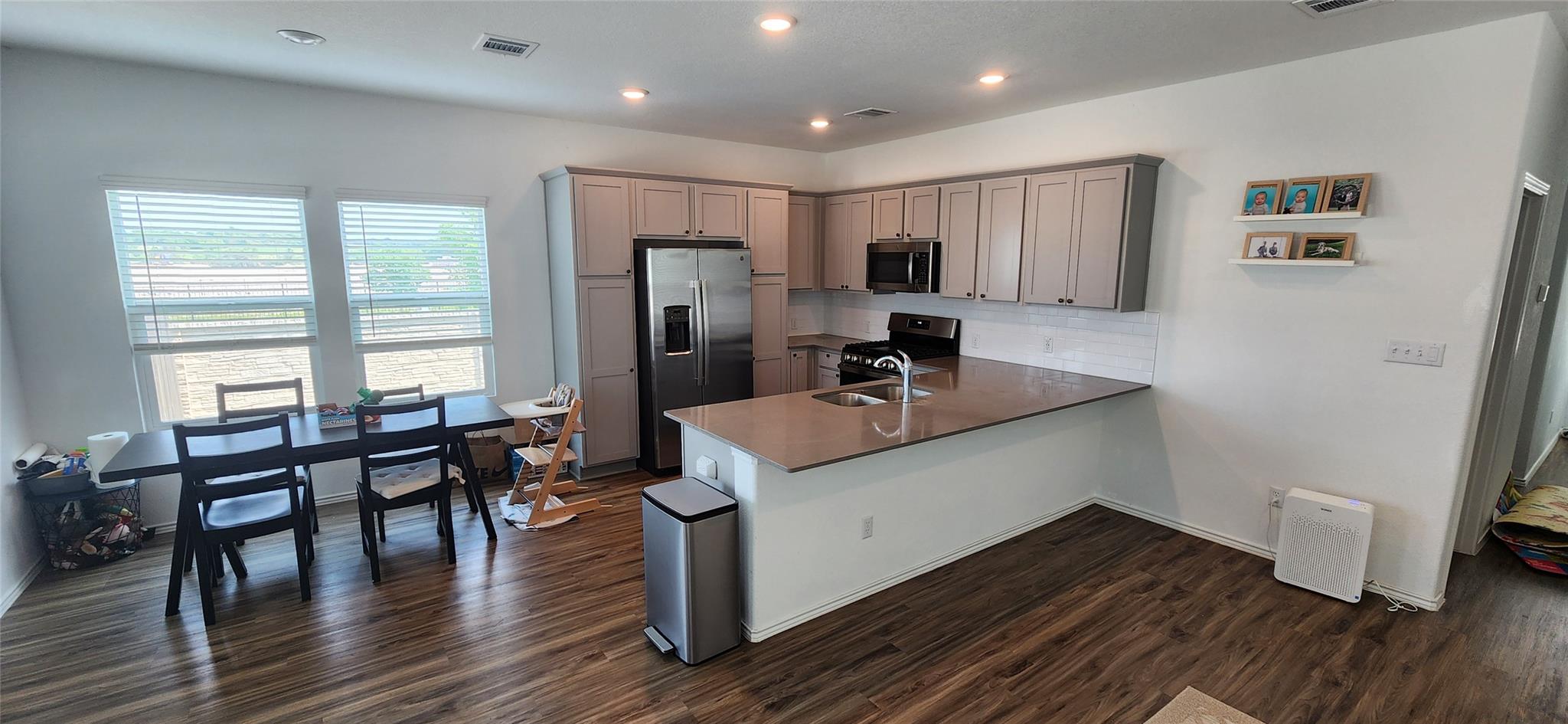 1320 Weatherford Ln, Leander, TX 78641