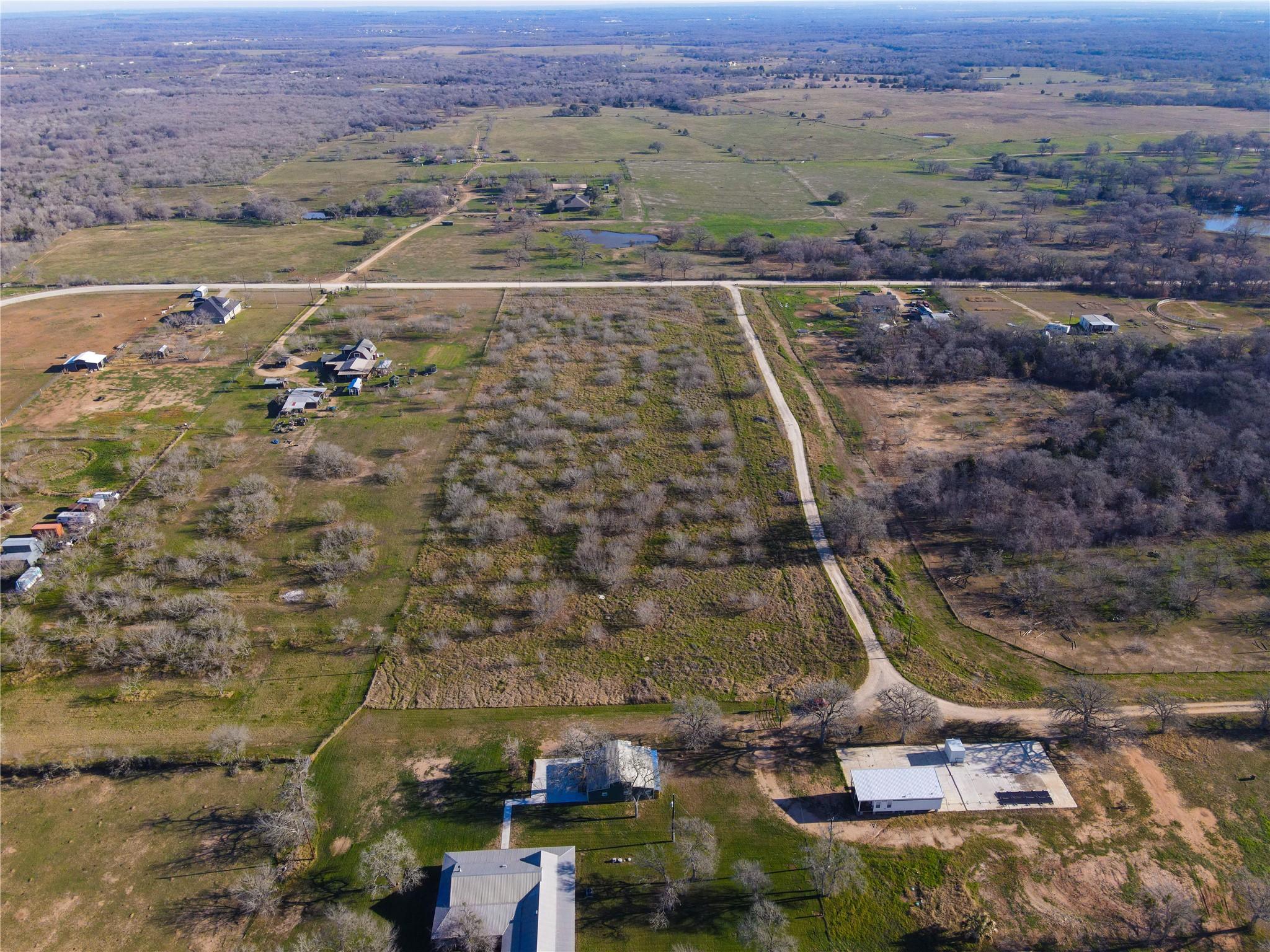 265 Linam Ln, Cedar Creek, TX 78612