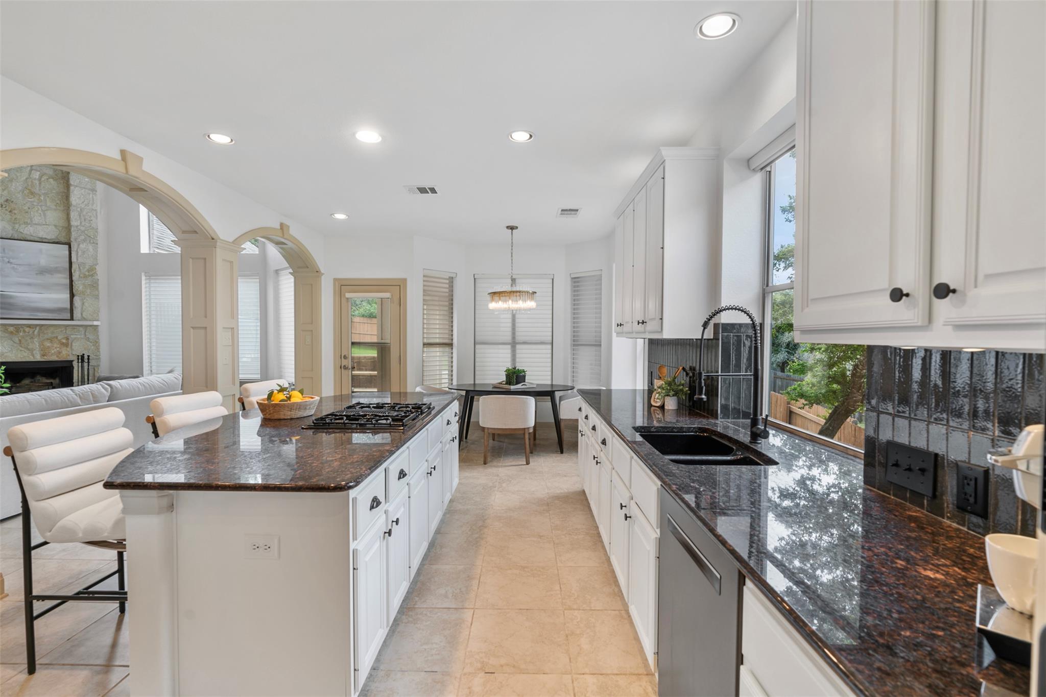 7608 Journeyville Dr, Austin, TX 78735