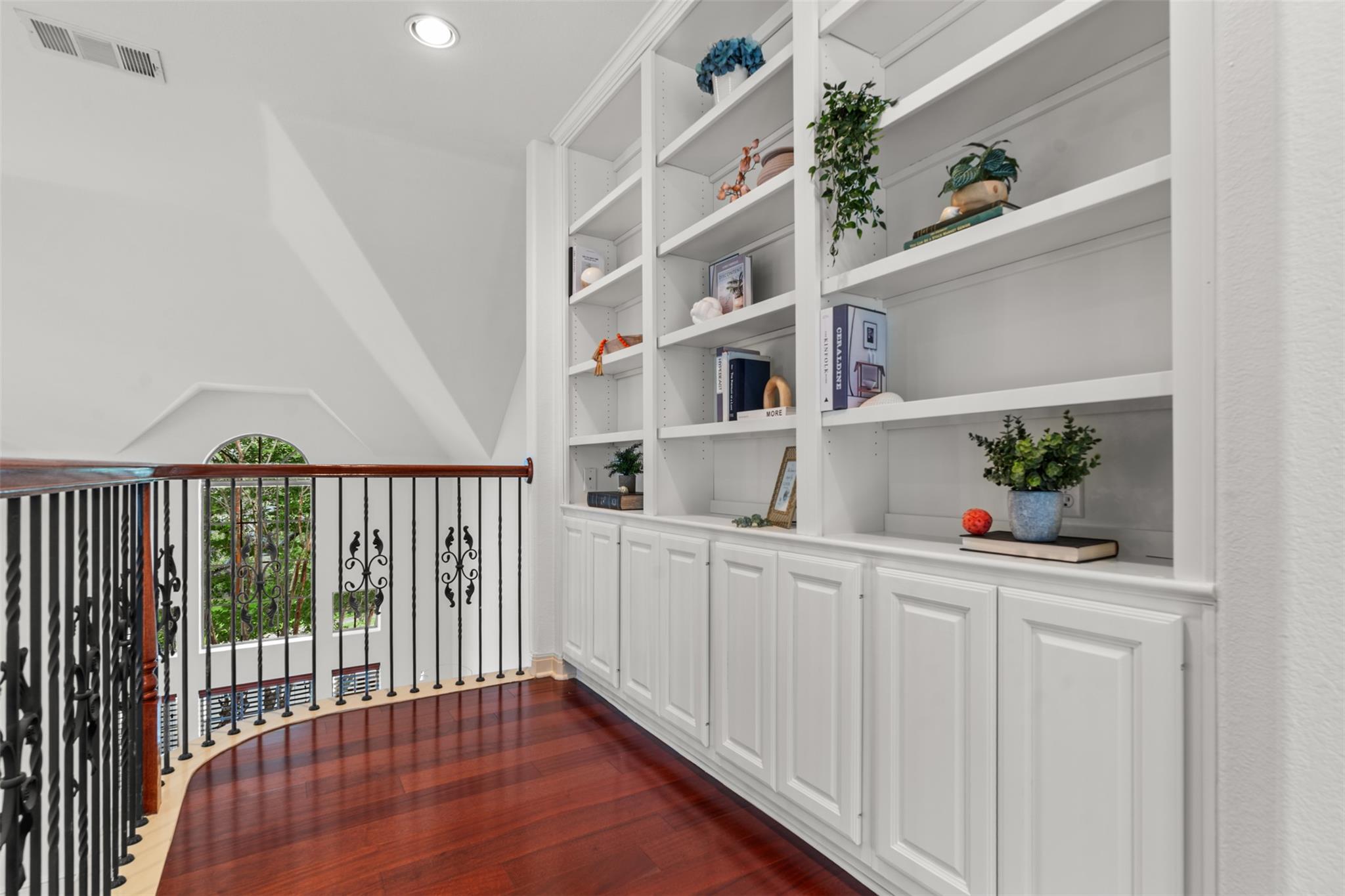 7608 Journeyville Dr, Austin, TX 78735
