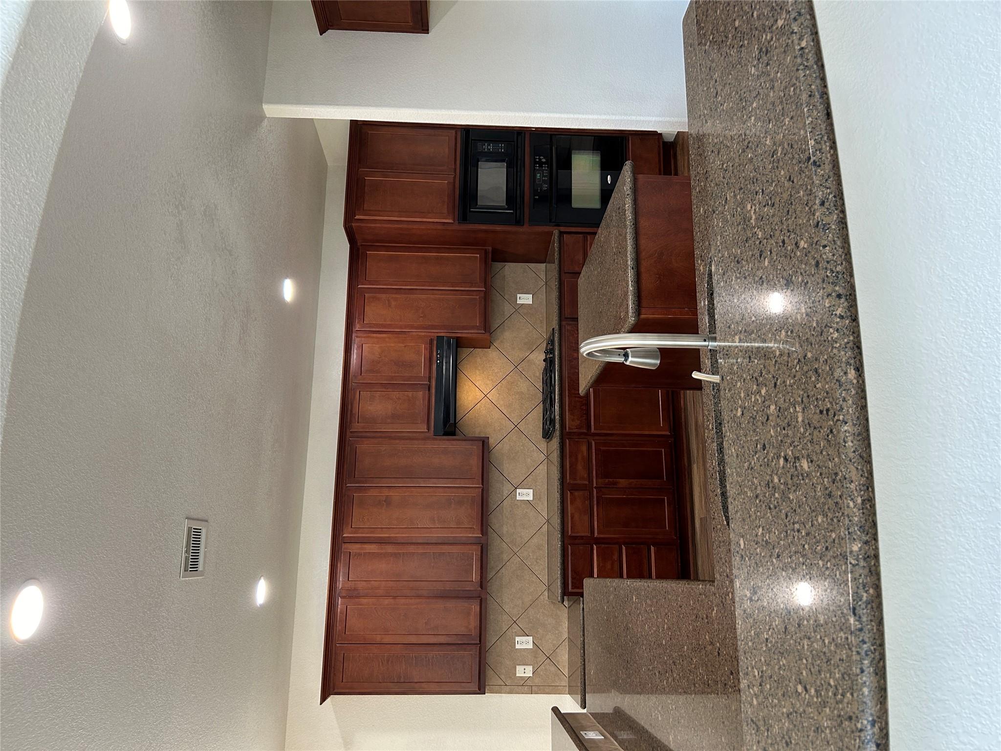 1374 Red Stag Pl, Round Rock, TX 78665