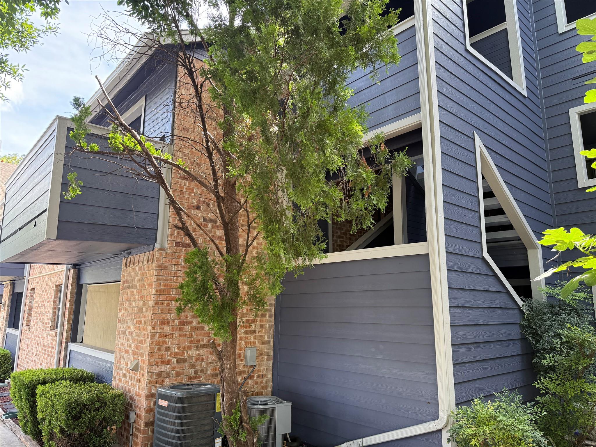 2500 Burleson Rd # 317, Austin, TX 78741