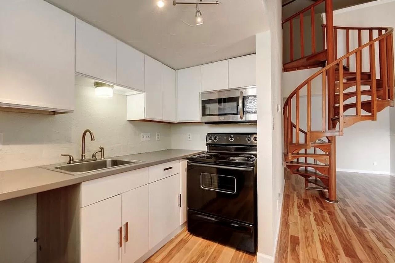 2500 Burleson Rd # 317, Austin, TX 78741