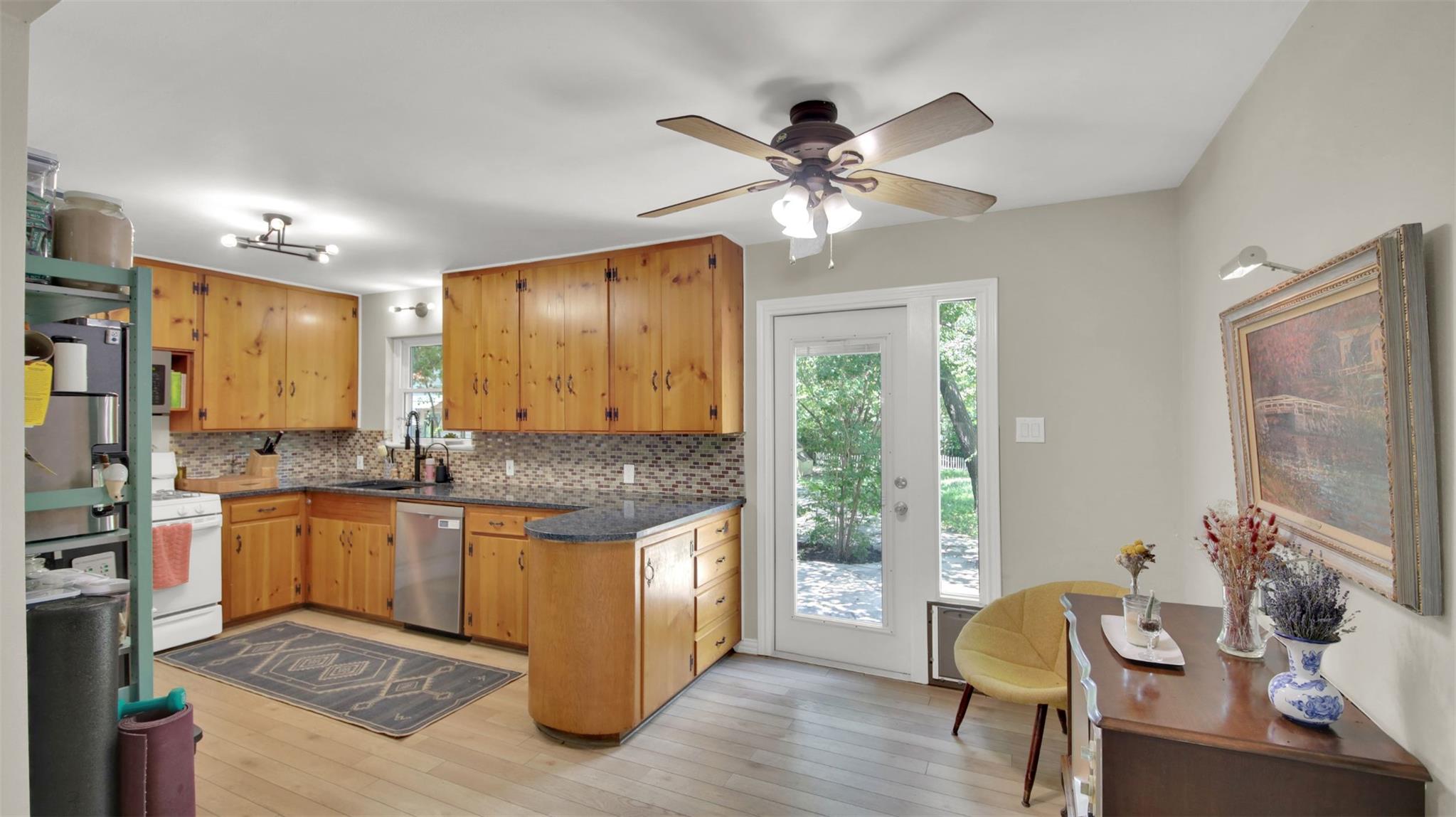 7610 Gault St, Austin, TX 78757
