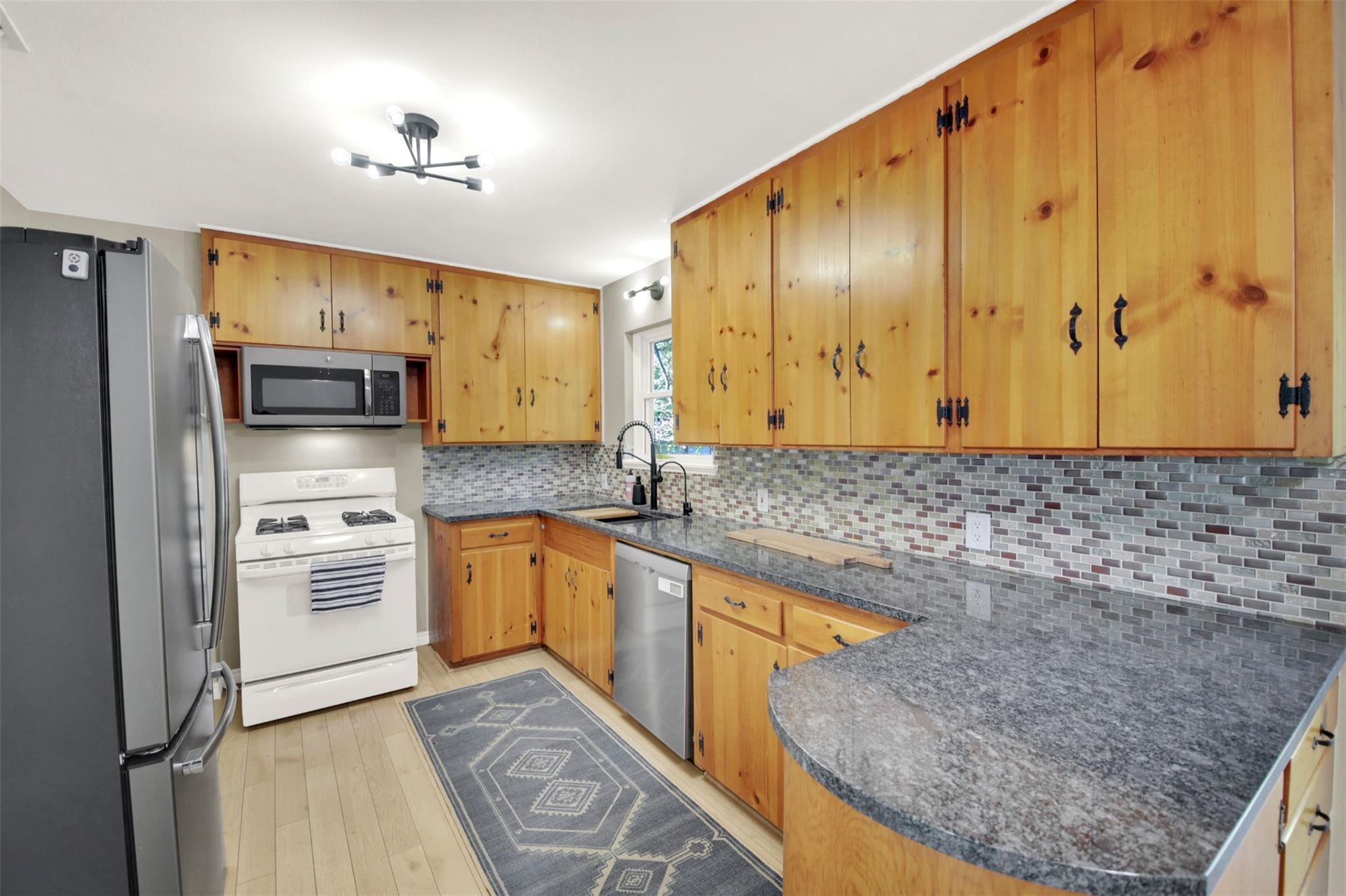 7610 Gault St, Austin, TX 78757