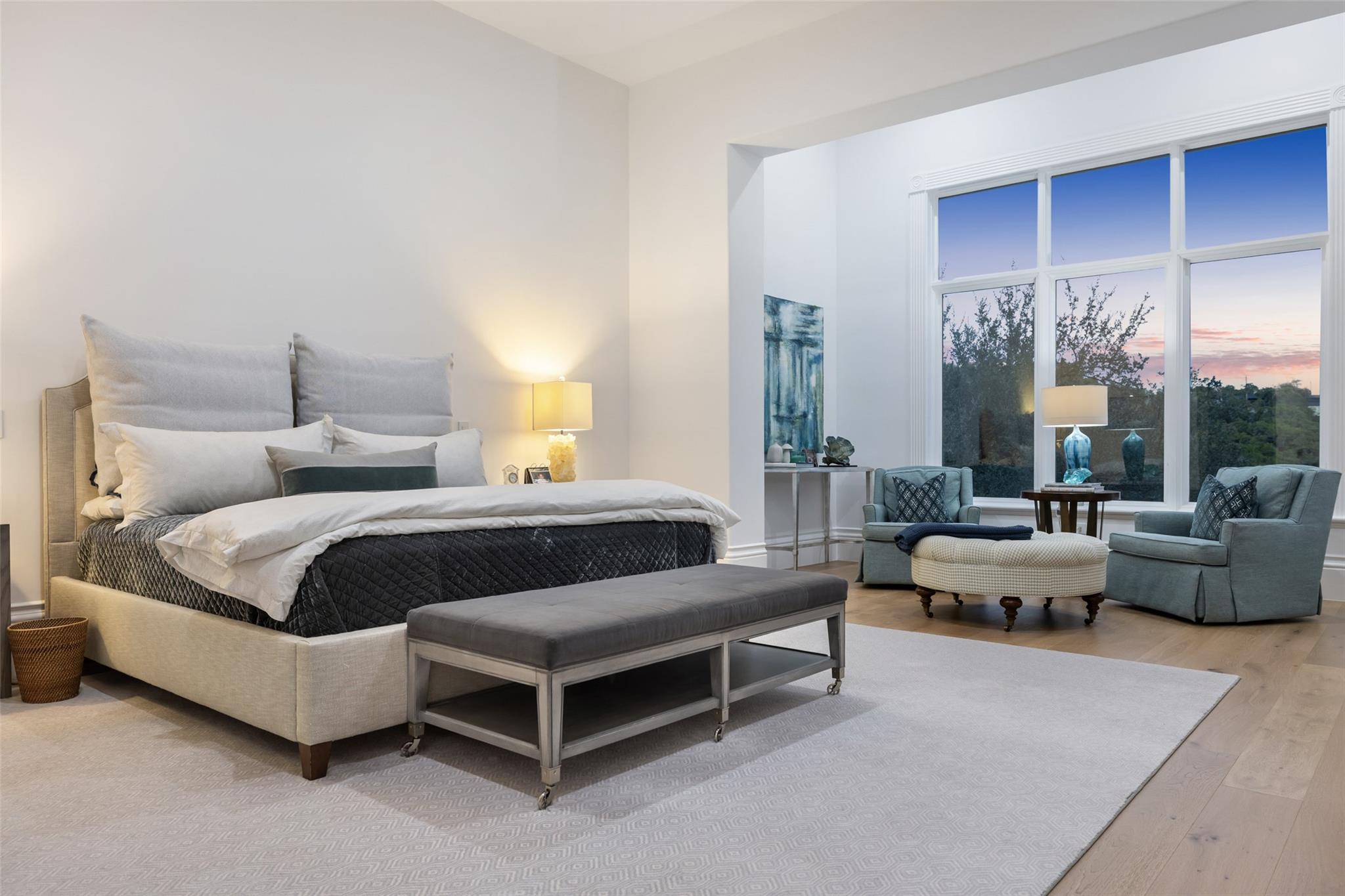 2005 FAR GALLANT Dr, Austin, TX 78746