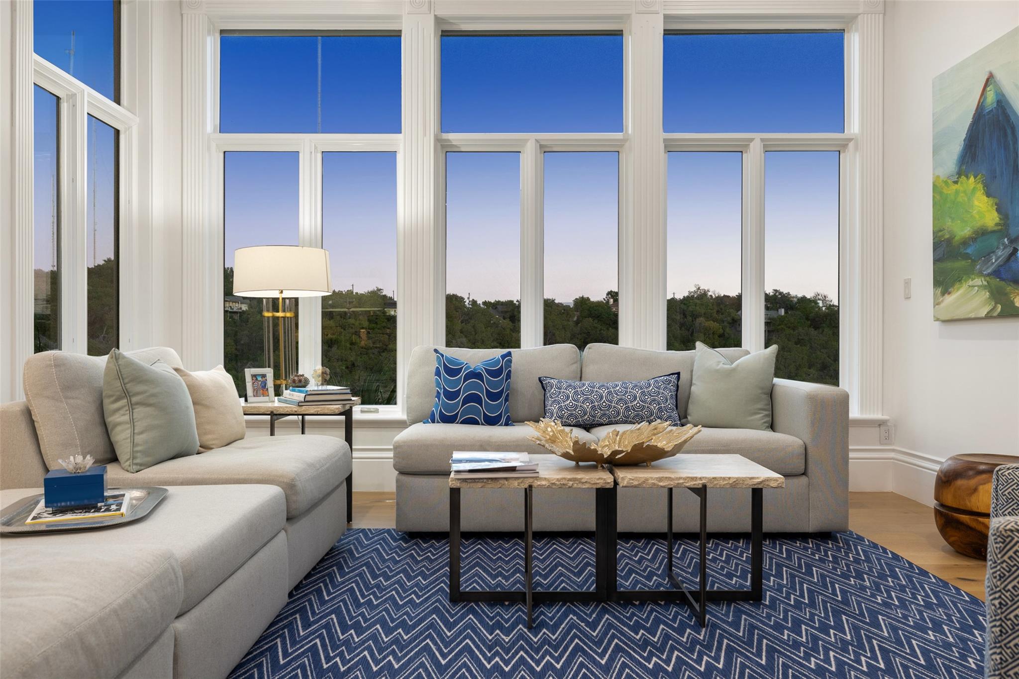 2005 FAR GALLANT Dr, Austin, TX 78746