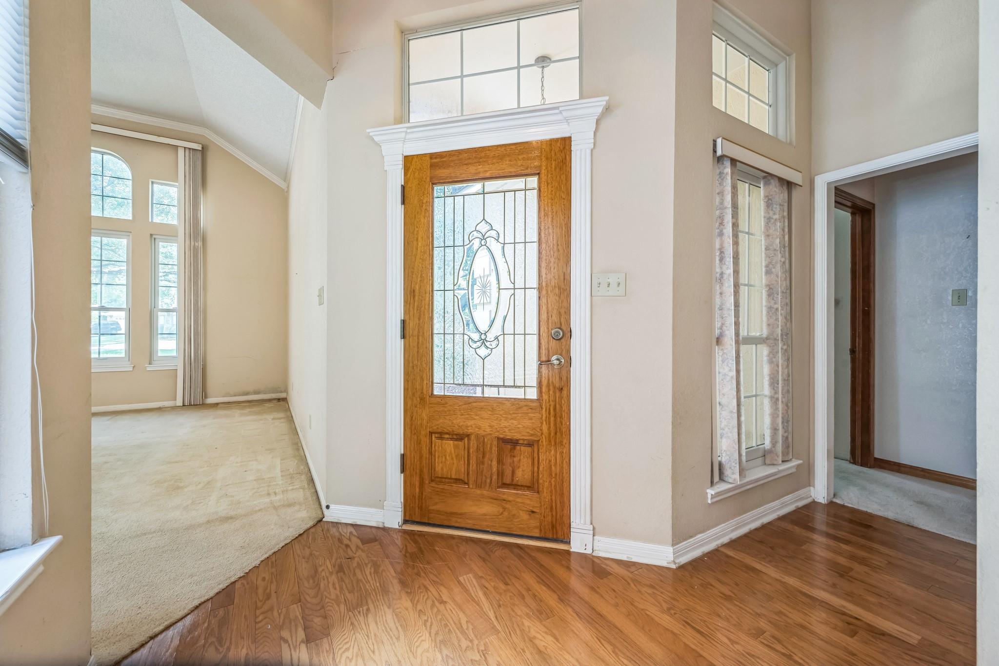 7 Hillway Dr, Round Rock, TX 78664