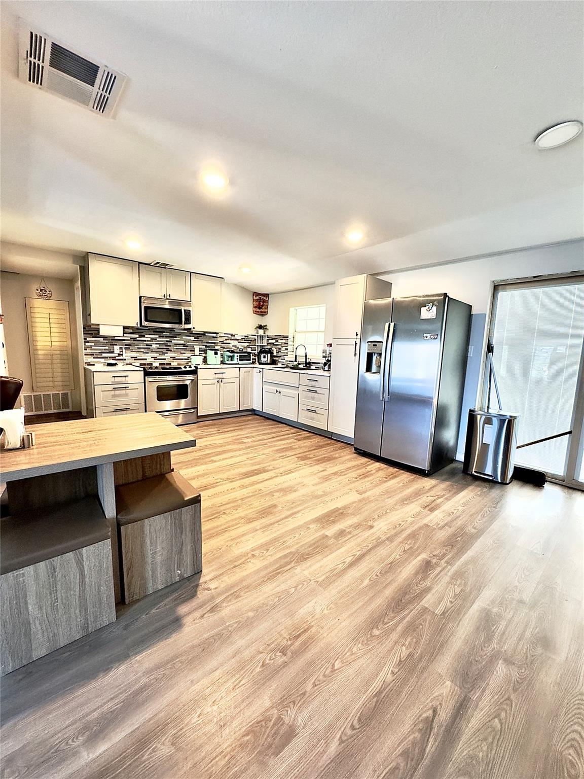 149 Gato Rd, Cedar Creek, TX 78612
