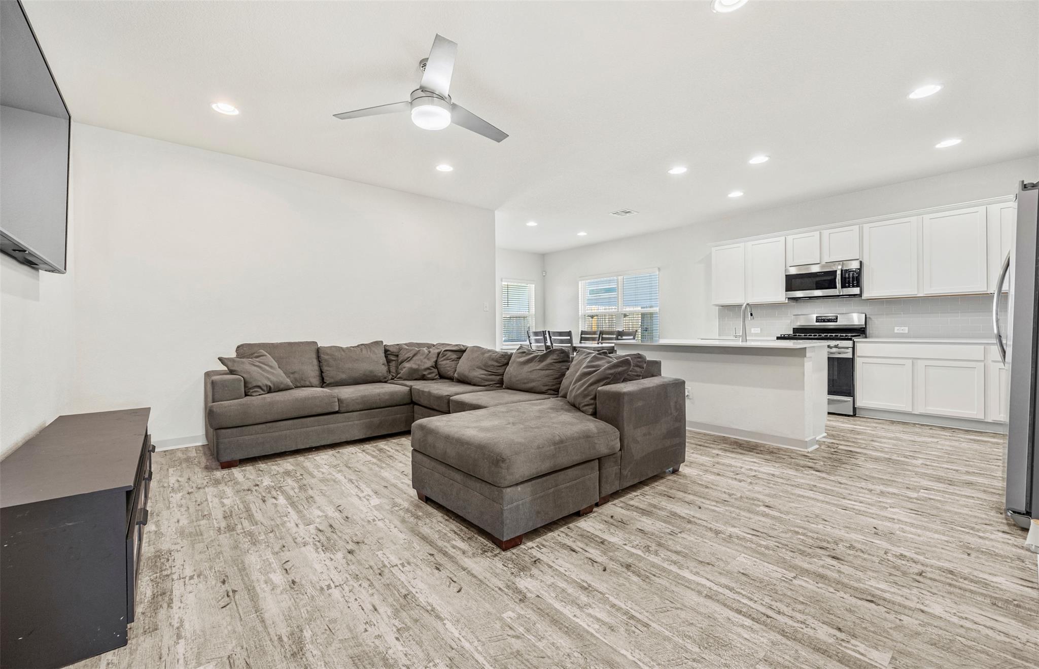 321 Gidran Trl, Georgetown, TX 78626