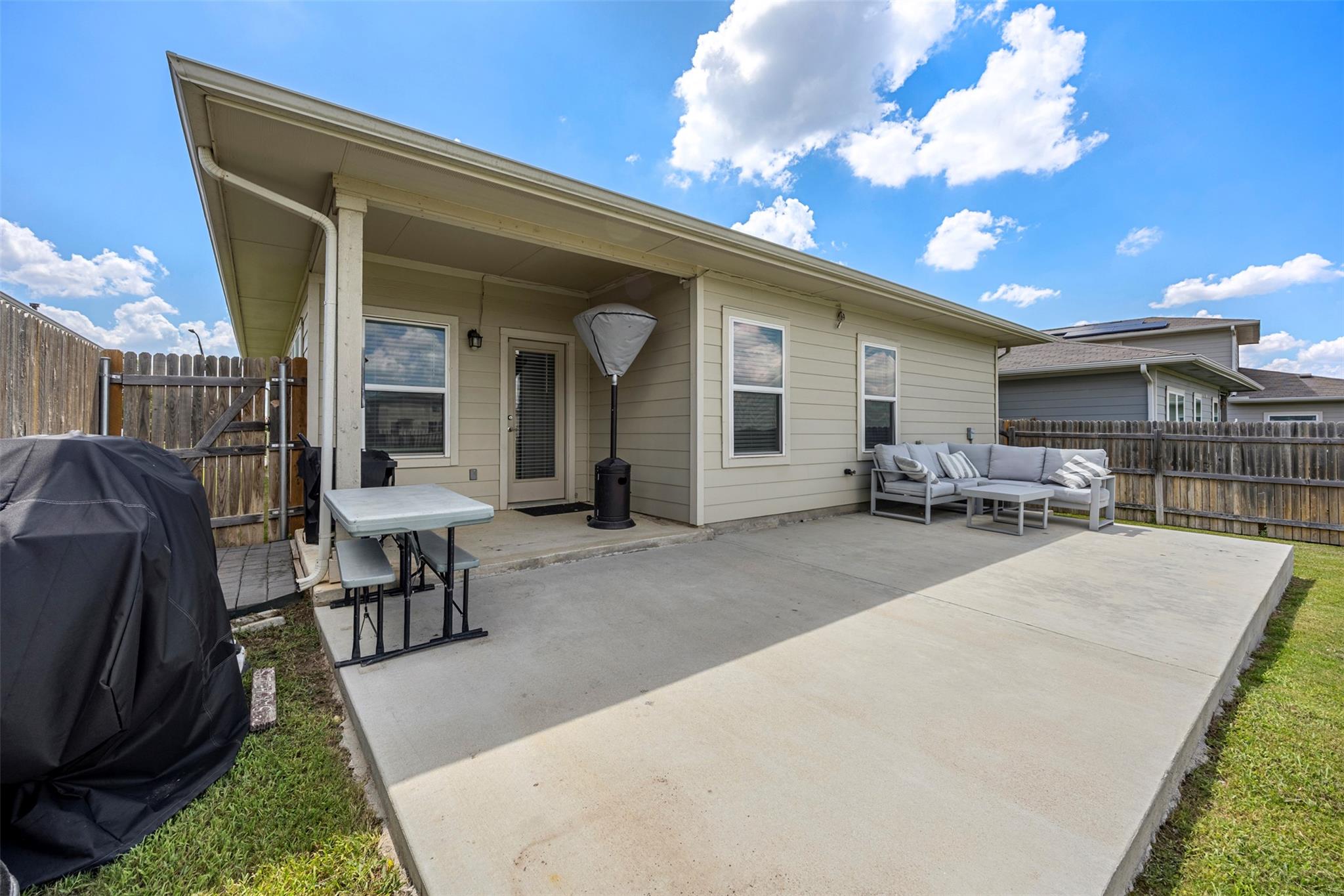321 Gidran Trl, Georgetown, TX 78626