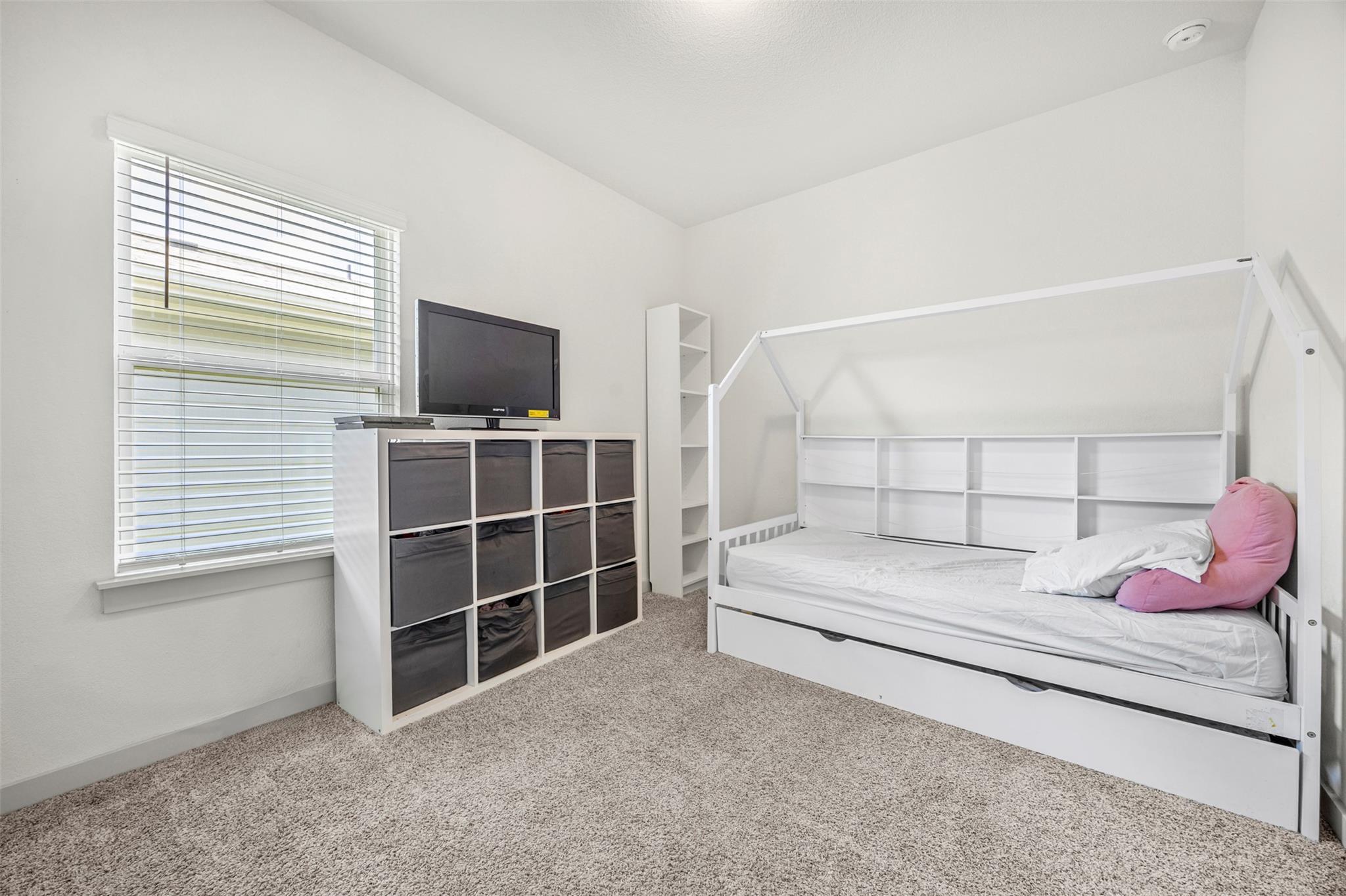 321 Gidran Trl, Georgetown, TX 78626