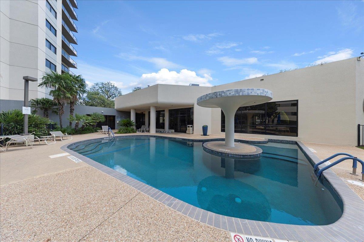 40 N Interstate Hwy 35 # 6B3, Austin, TX 78701