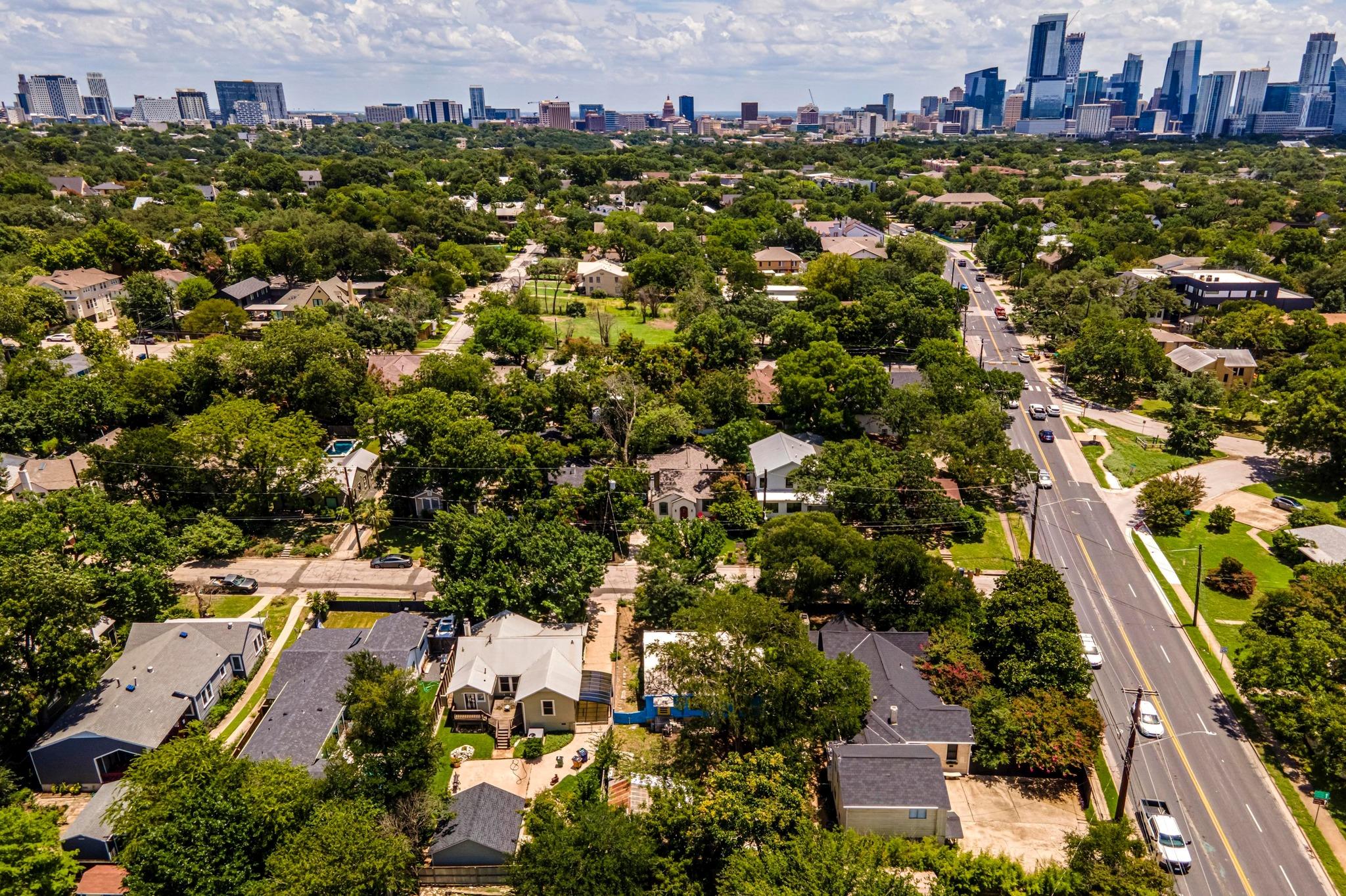 1502 Wethersfield Rd, Austin, TX 78703