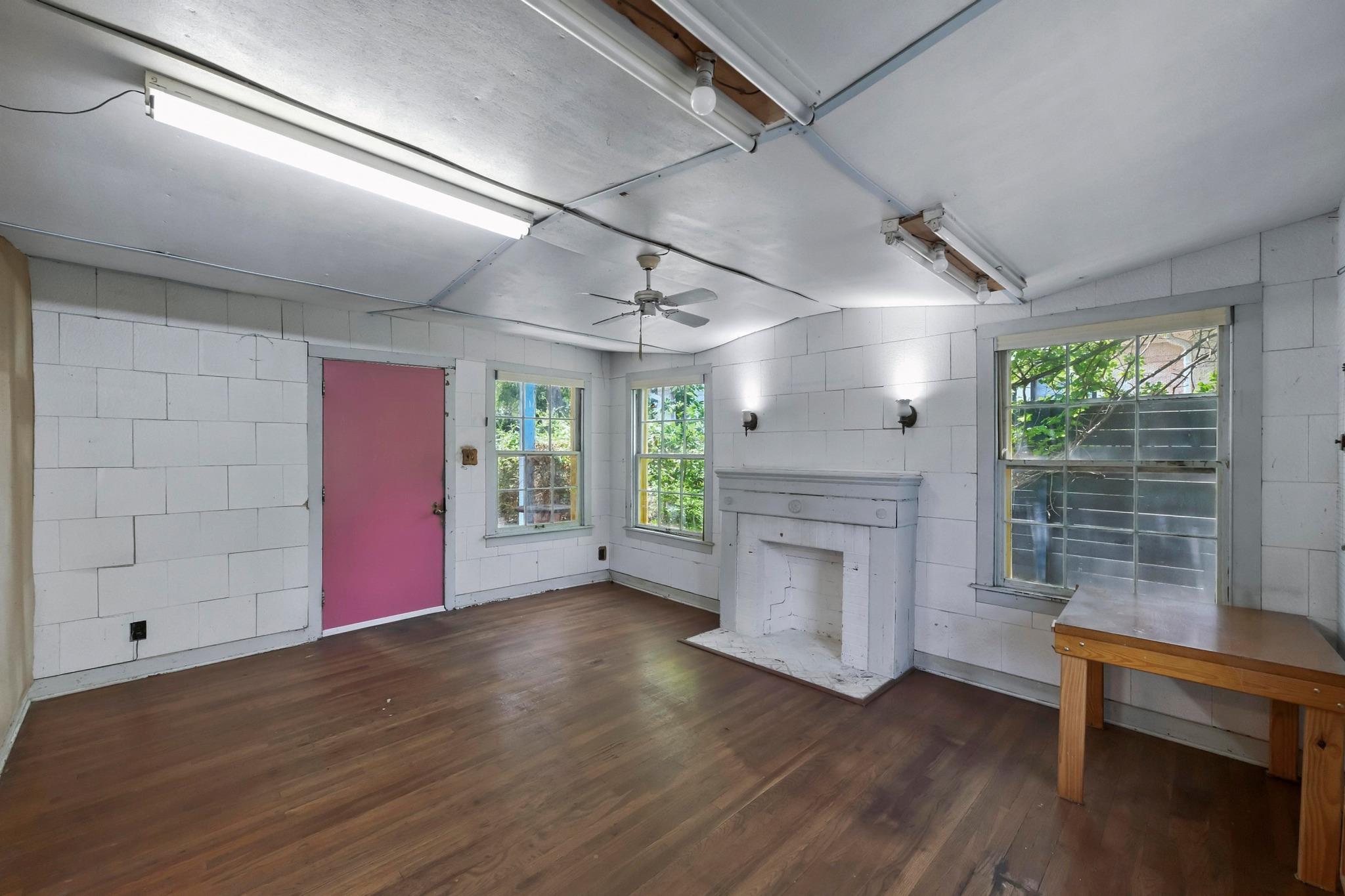 1502 Wethersfield Rd, Austin, TX 78703