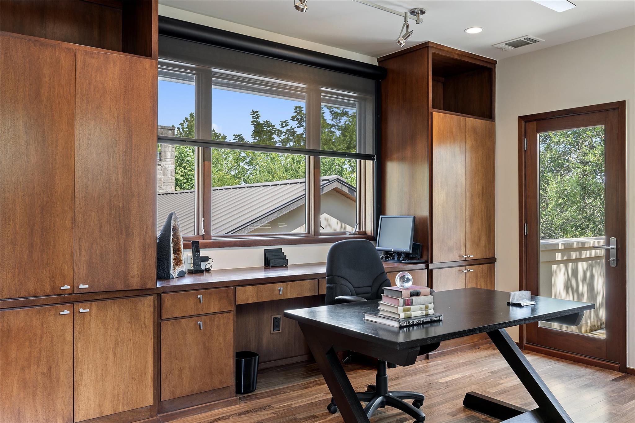 3806 Spirit Lake Cv, Austin, TX 78746