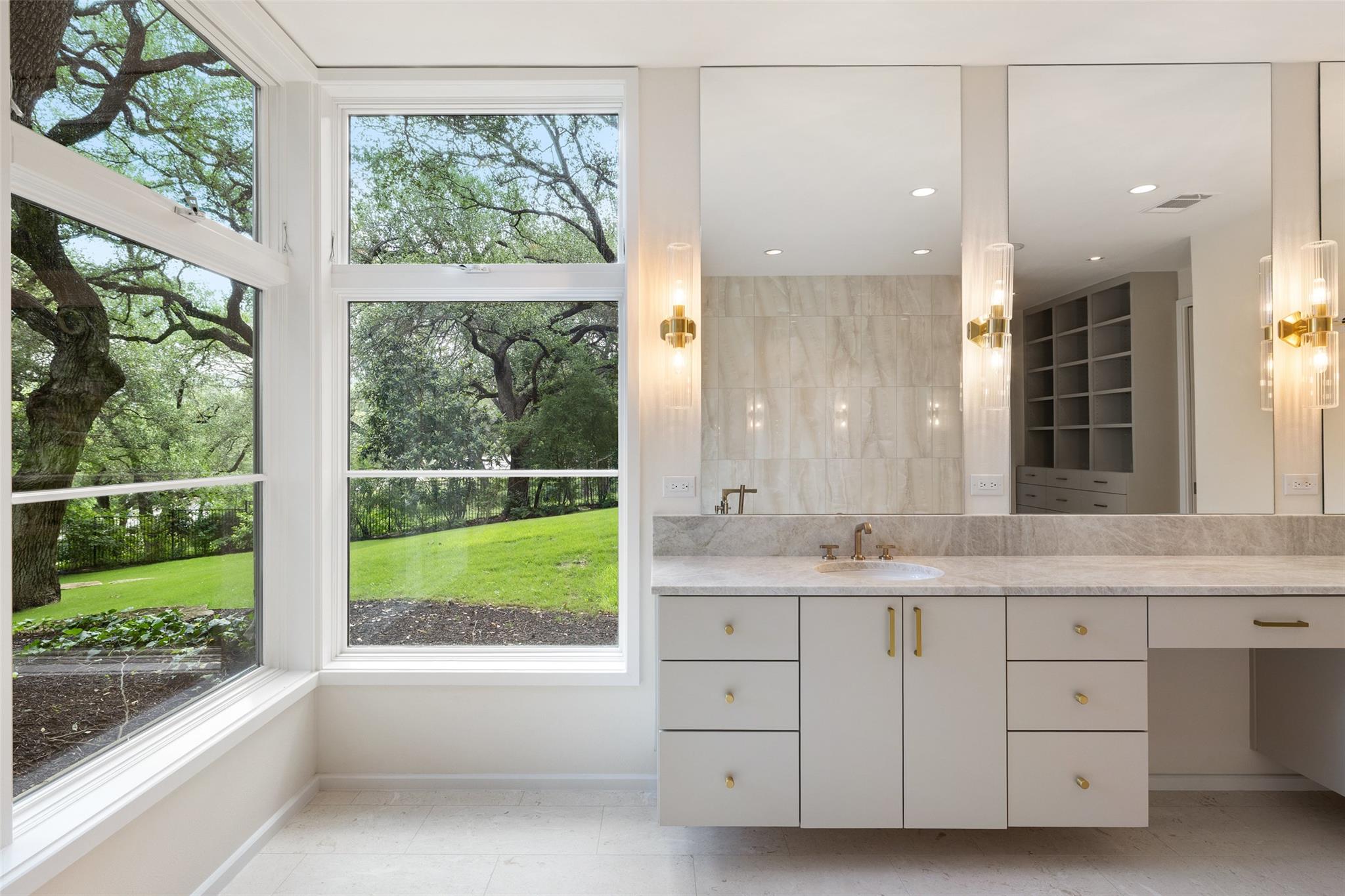 3806 Spirit Lake Cv, Austin, TX 78746