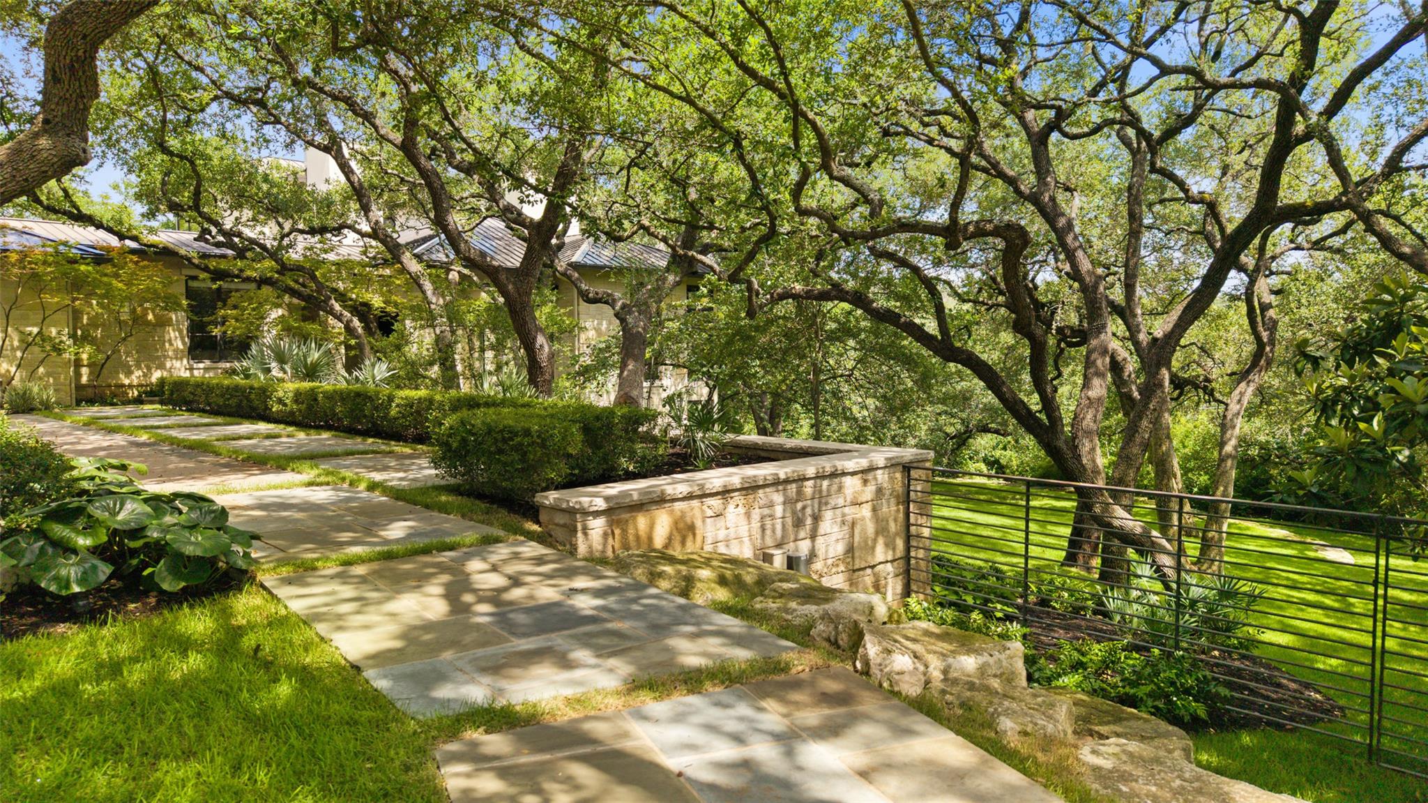 3806 Spirit Lake Cv, Austin, TX 78746