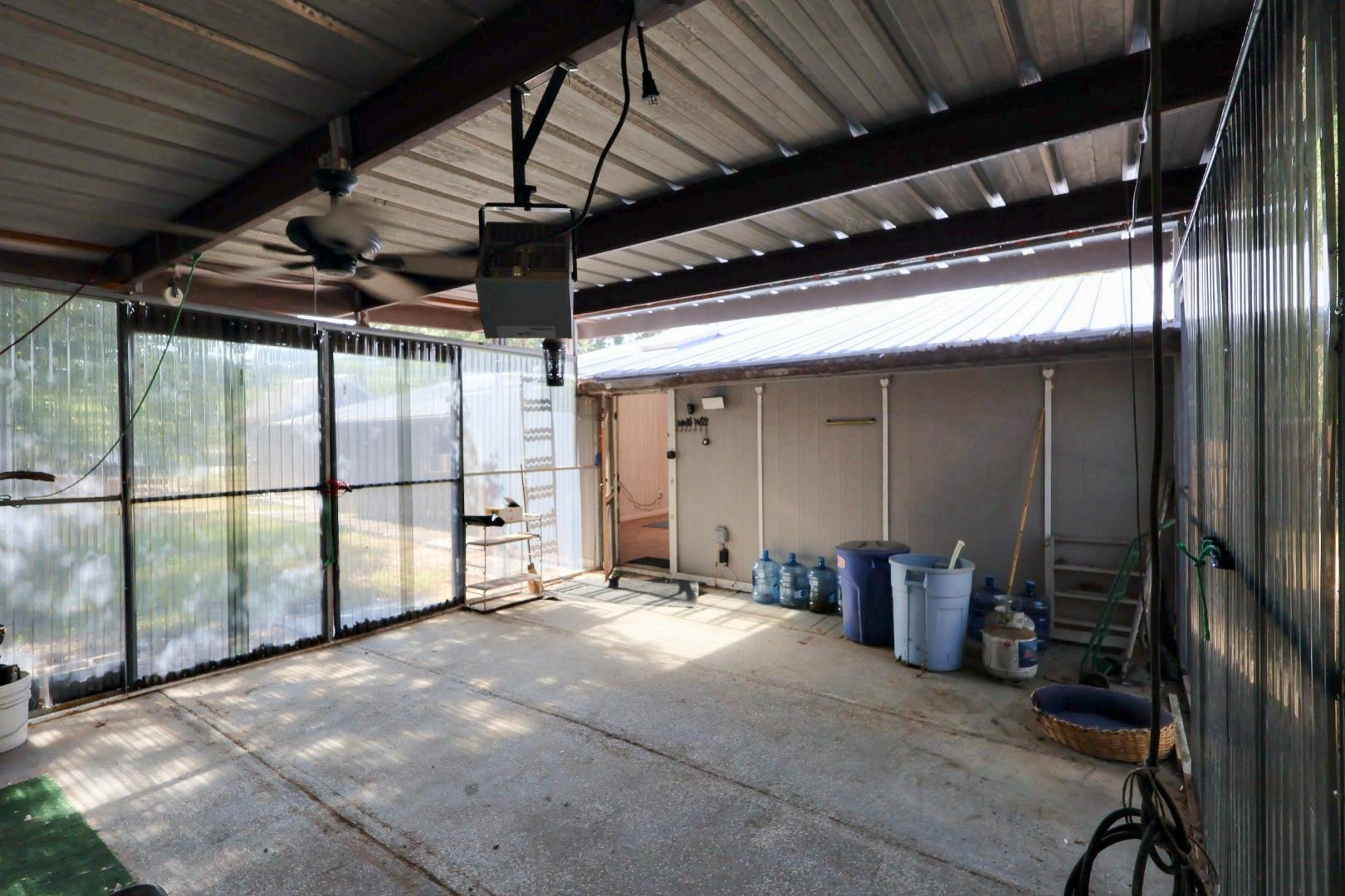 109 Travis Rd, Paige, TX 78659