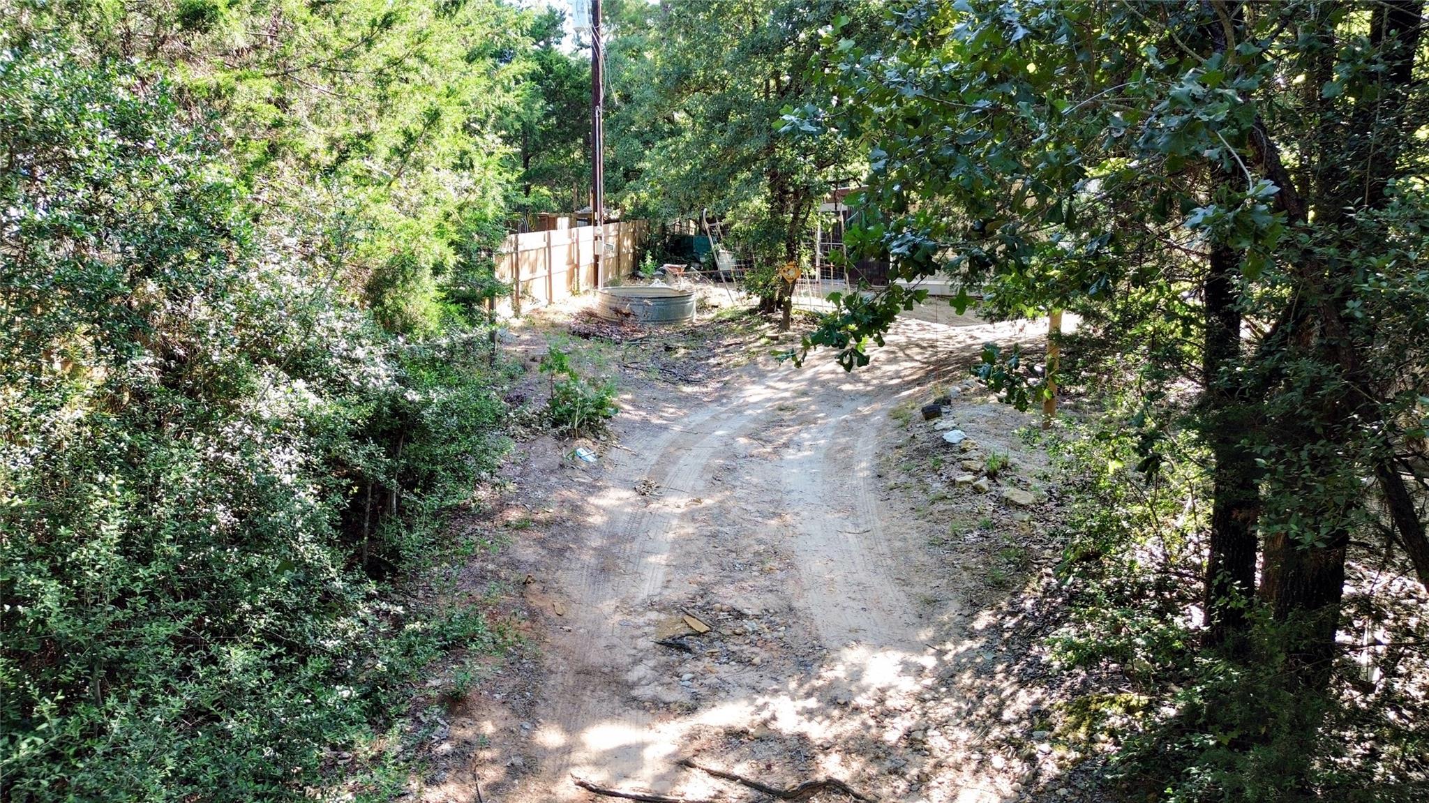 109 Travis Rd, Paige, TX 78659