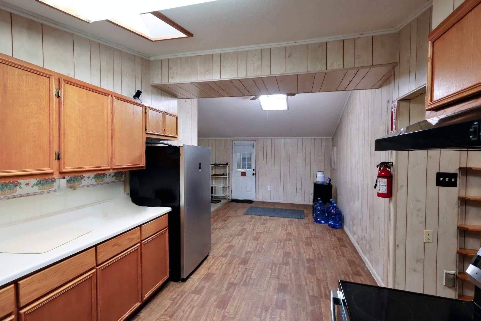 109 Travis Rd, Paige, TX 78659