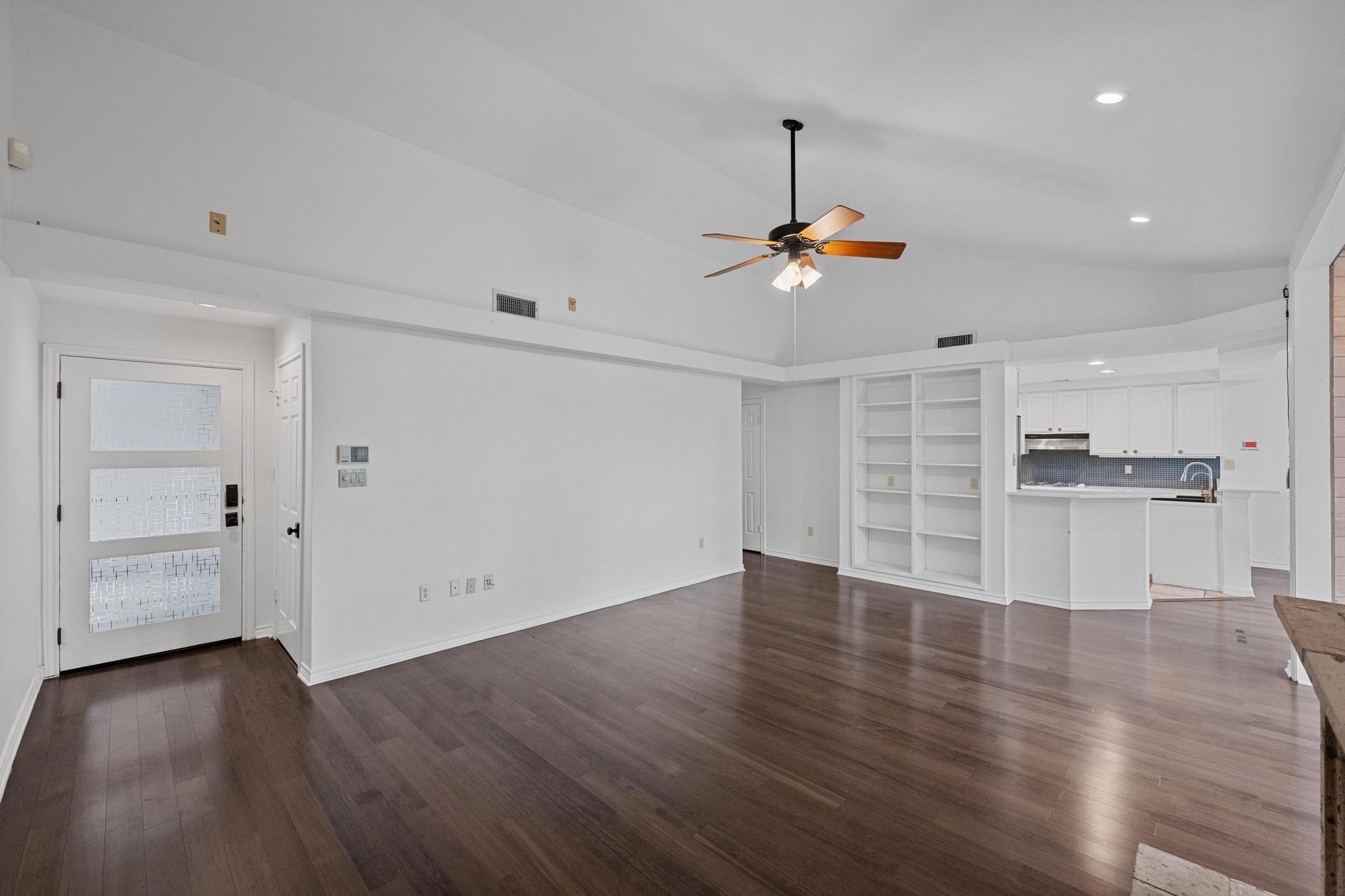 1000 Liberty Park Dr # 407, Austin, TX 78746