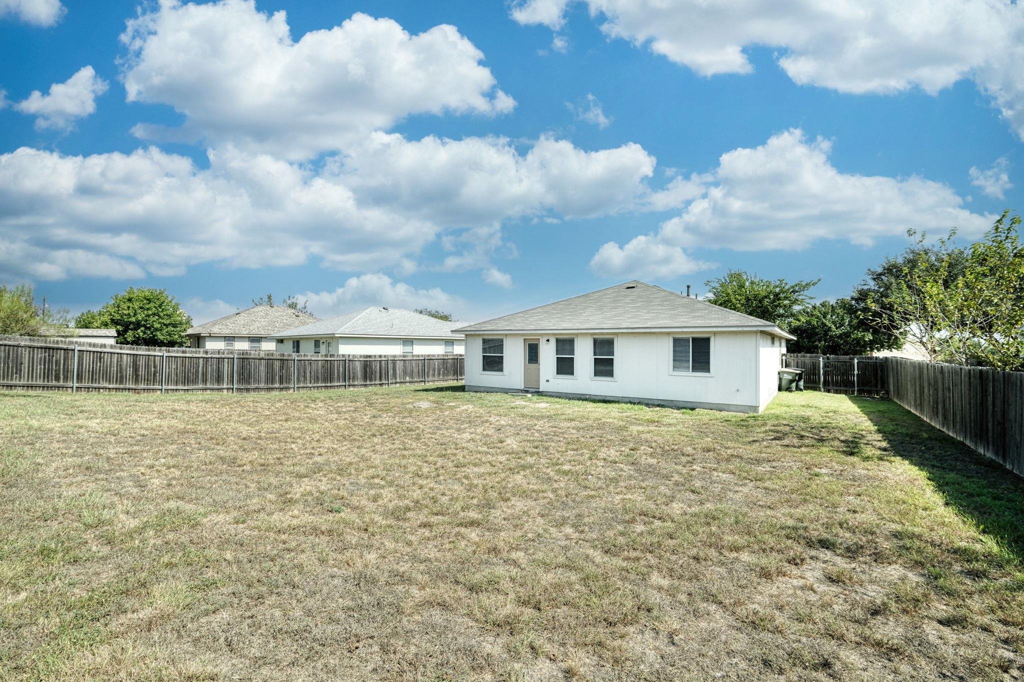 495 Atlantis, Kyle, TX 78640