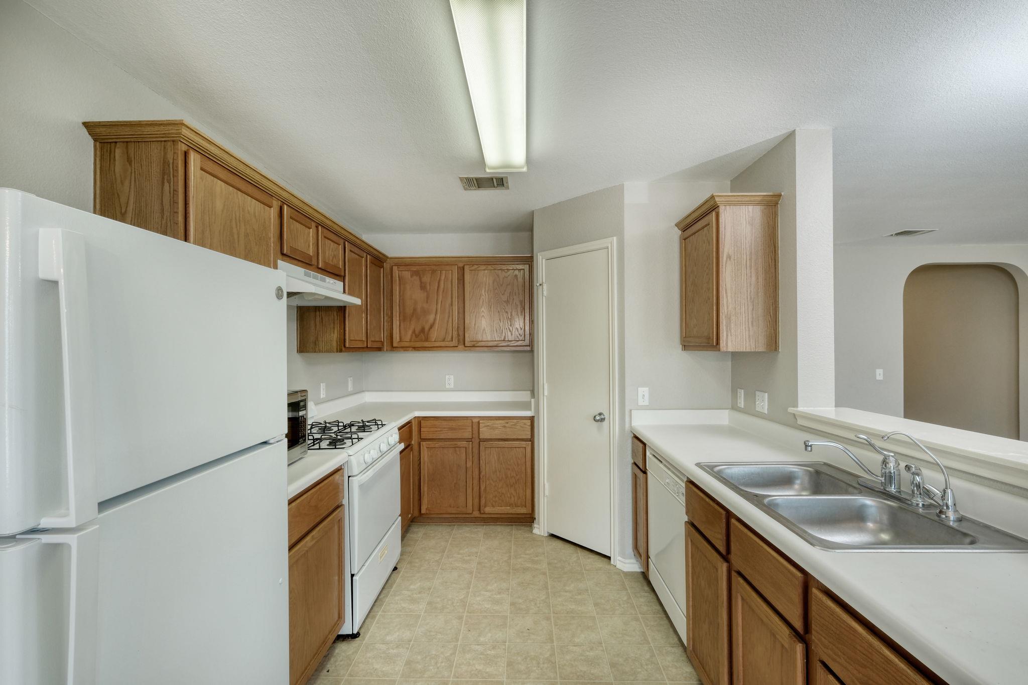 495 Atlantis, Kyle, TX 78640