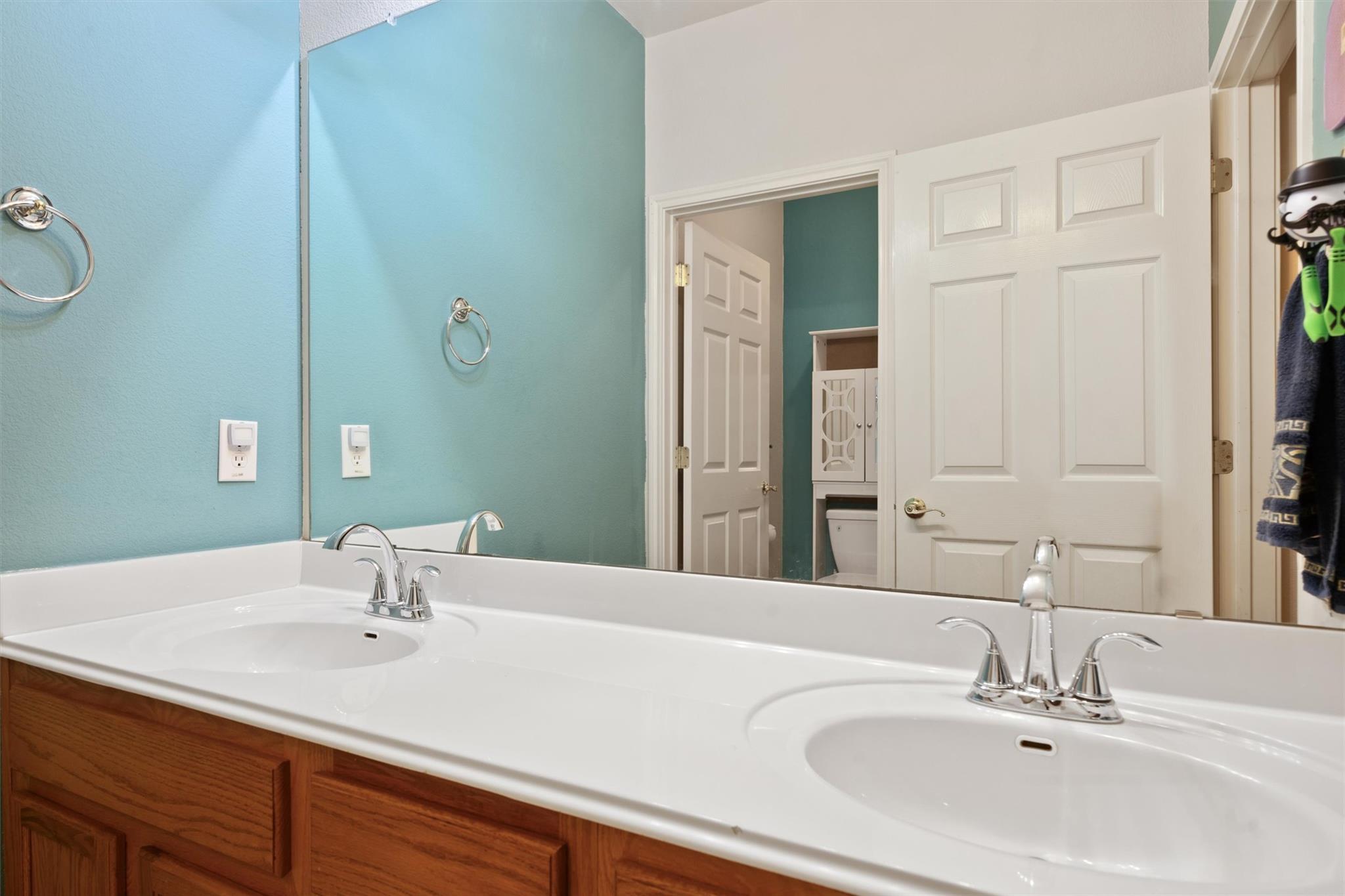 2204 Chincho Dr, Pflugerville, TX 78660