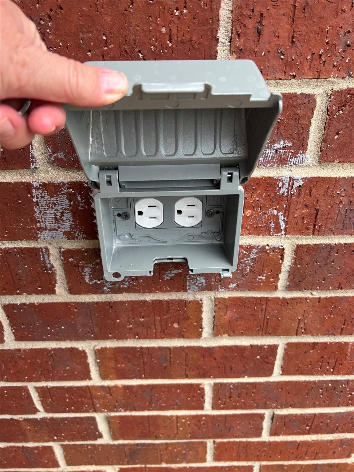 112 Mason Reed Cv, Kyle, TX 78640