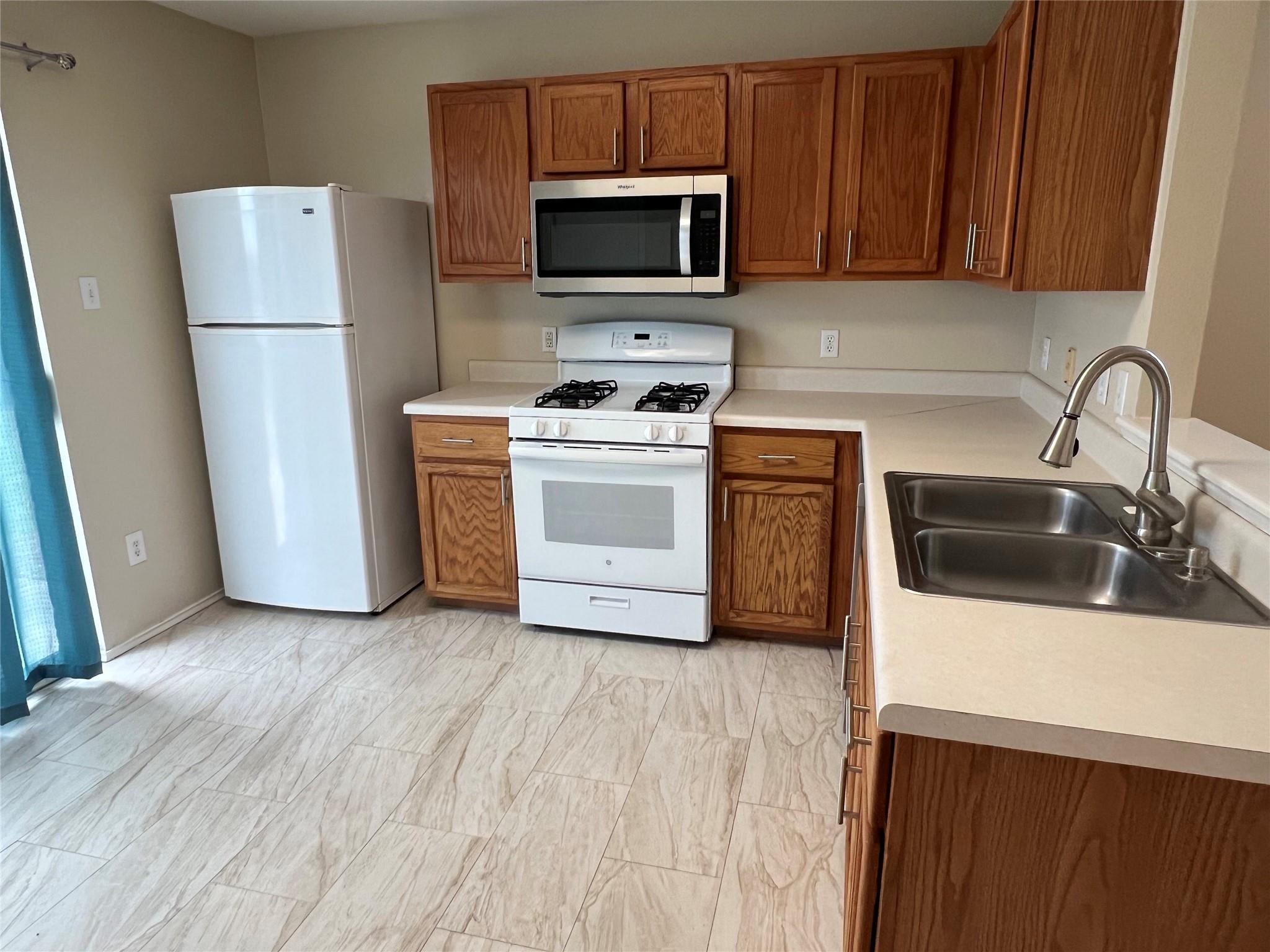 112 Mason Reed Cv, Kyle, TX 78640