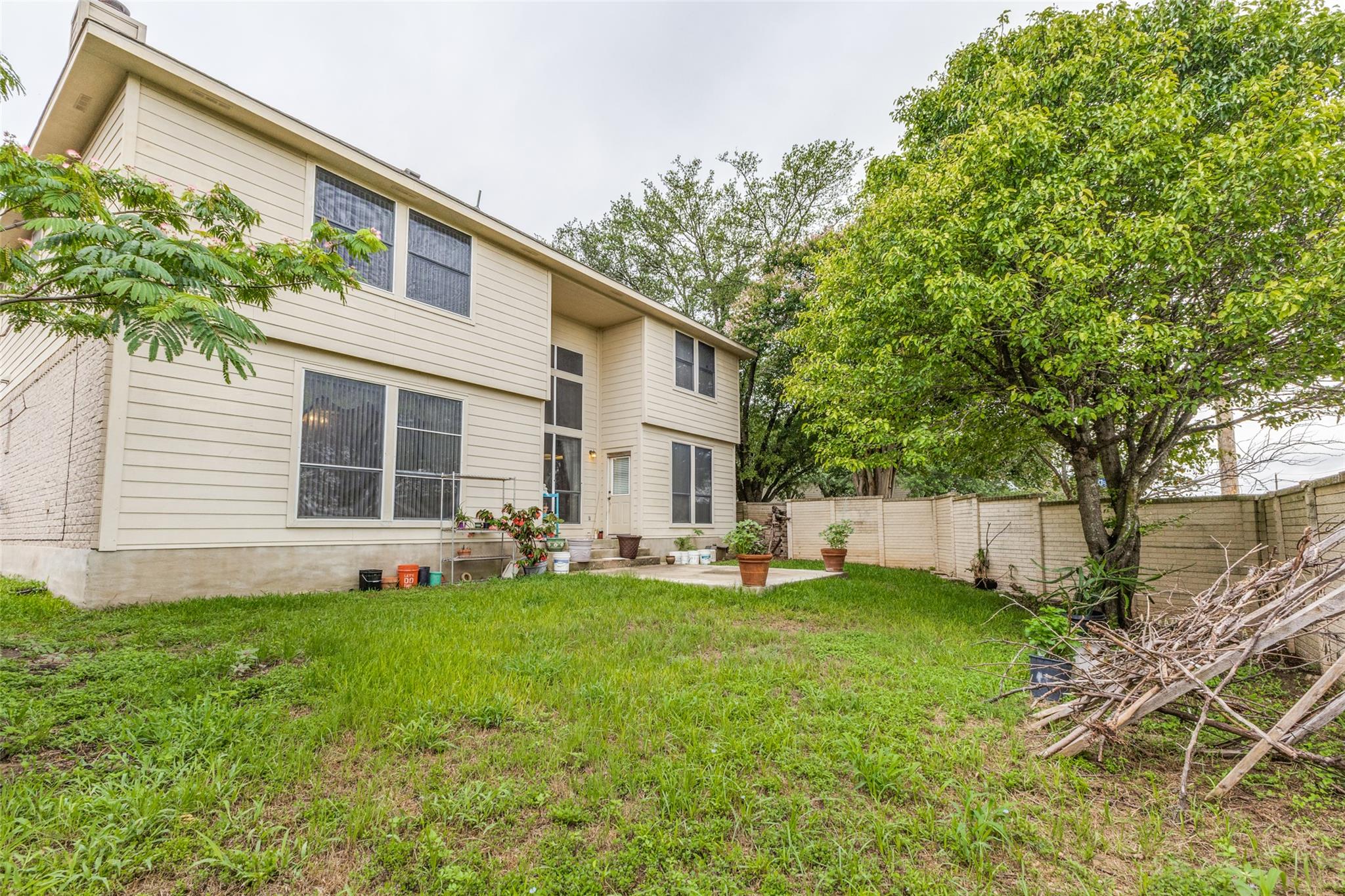 601 Indian Run Dr, Pflugerville, TX 78660