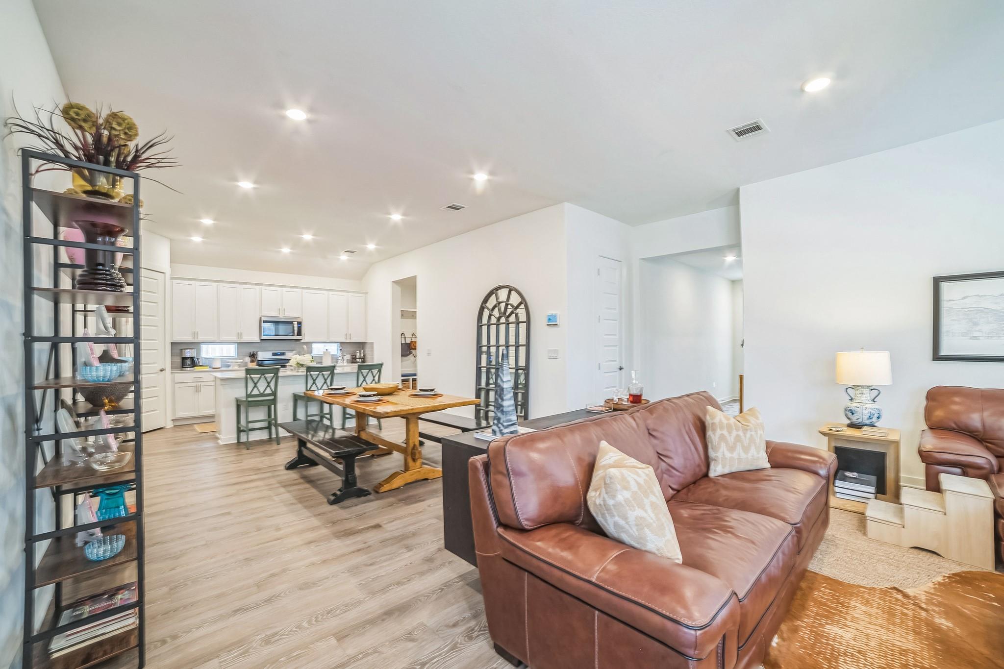 2101 Centerline Ln, Georgetown, TX 78628