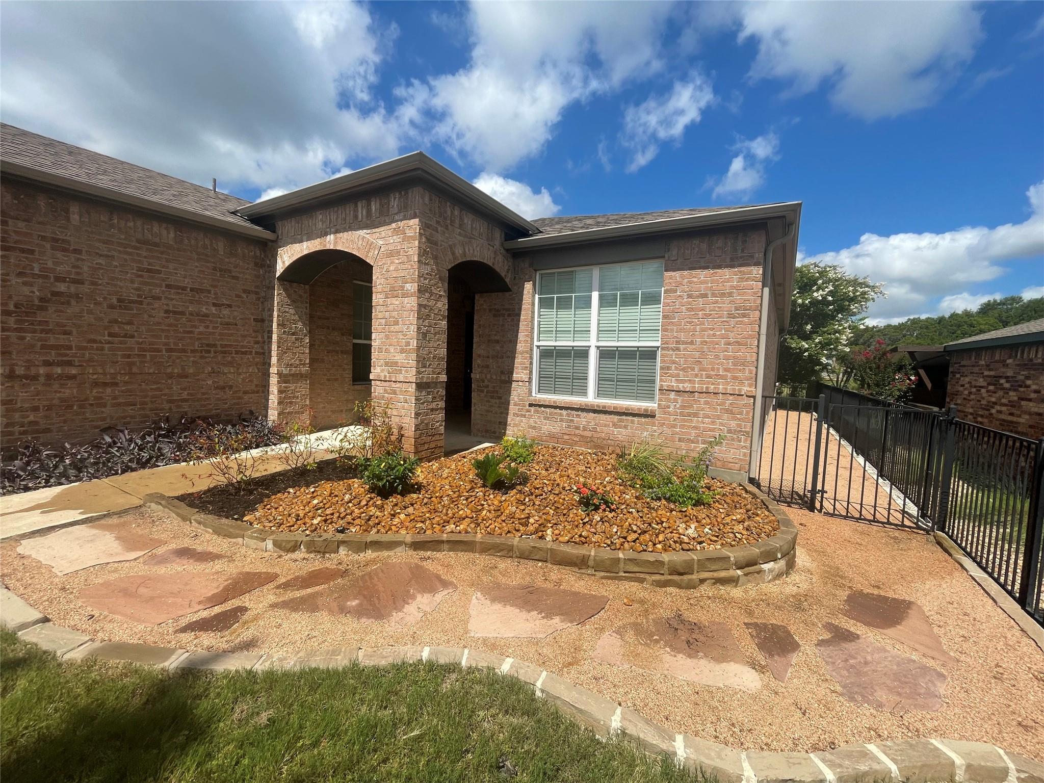 902 Dome Peak Ln, Georgetown, TX 78633