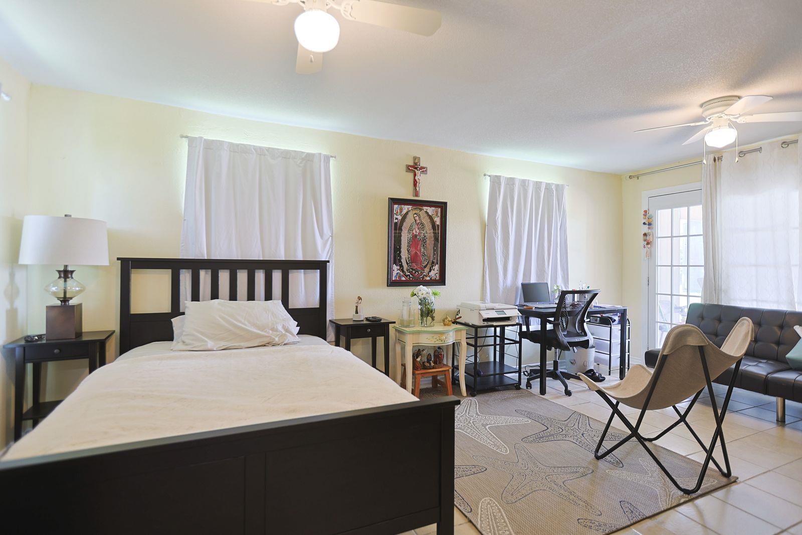 14512 FM 812, Del Valle, TX 78617