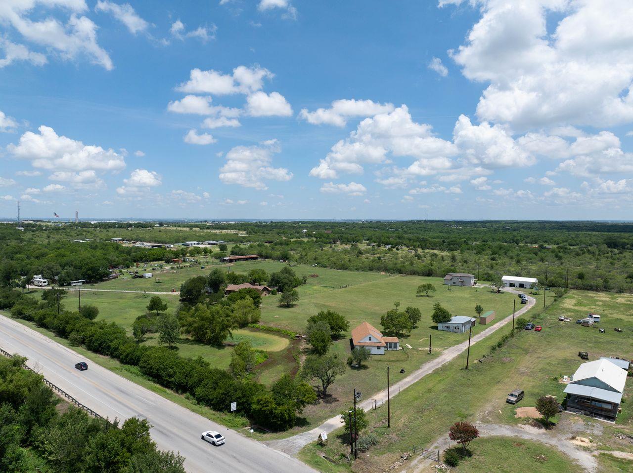 14512 FM 812, Del Valle, TX 78617