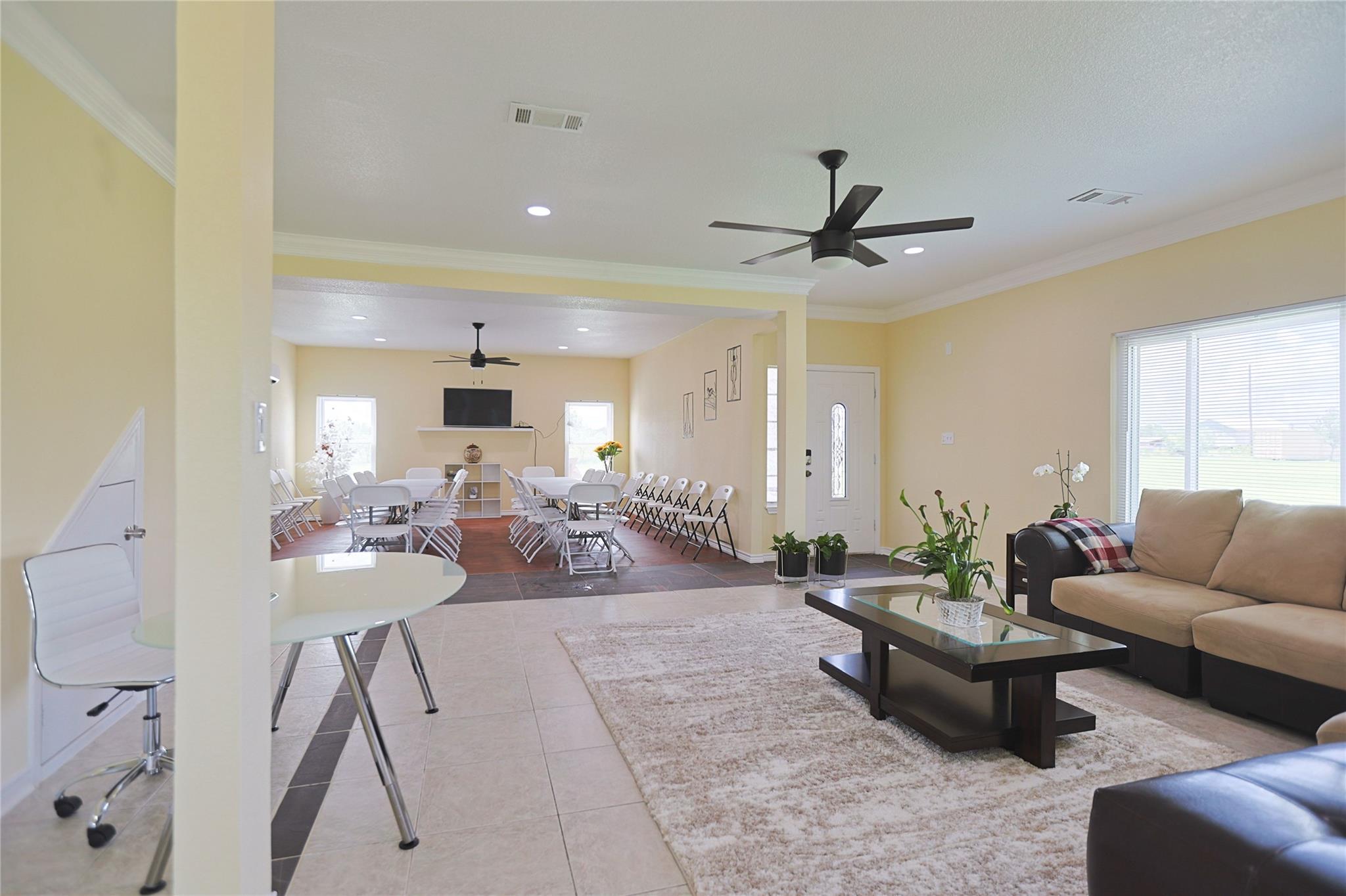 14512 FM 812, Del Valle, TX 78617