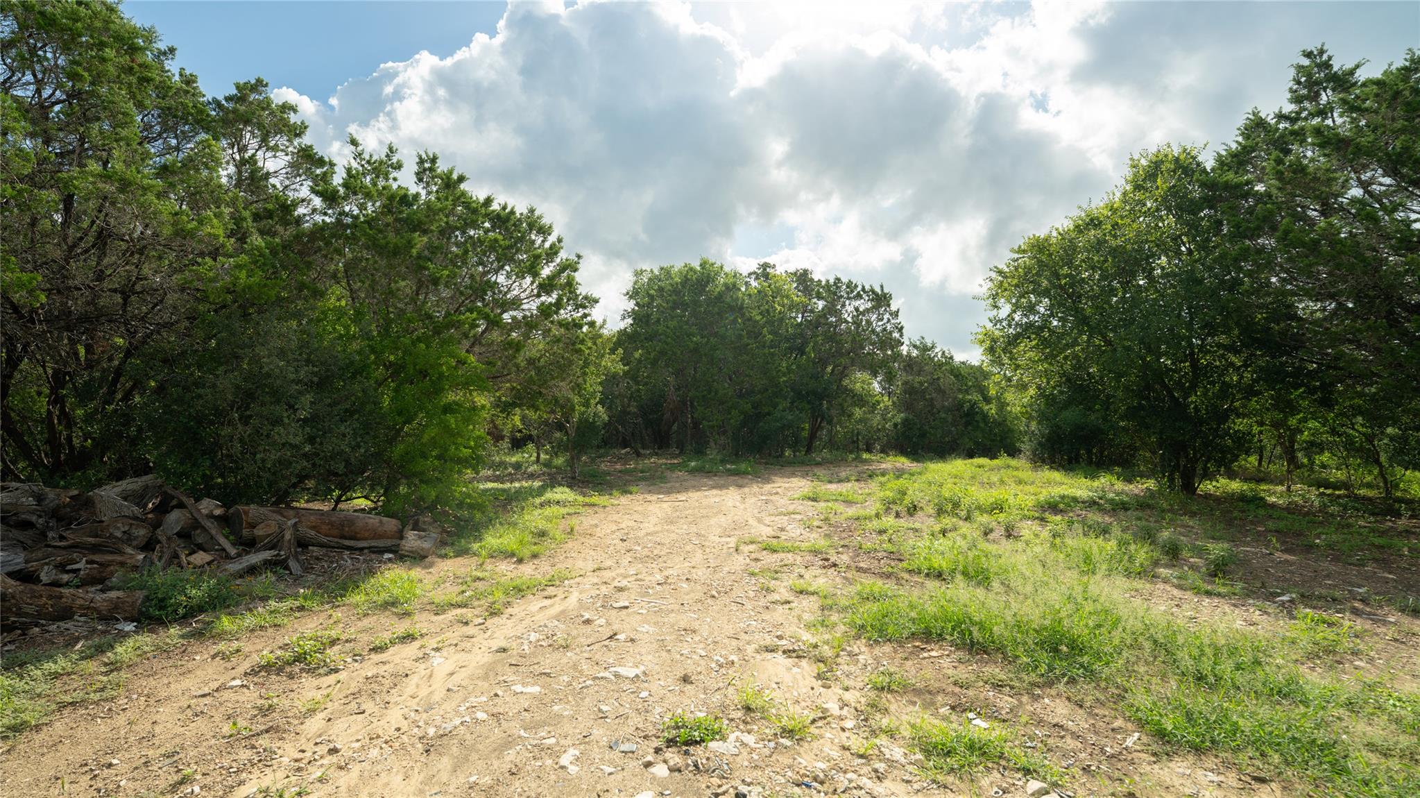 1100 Alpine Trl, San Marcos, TX 78666