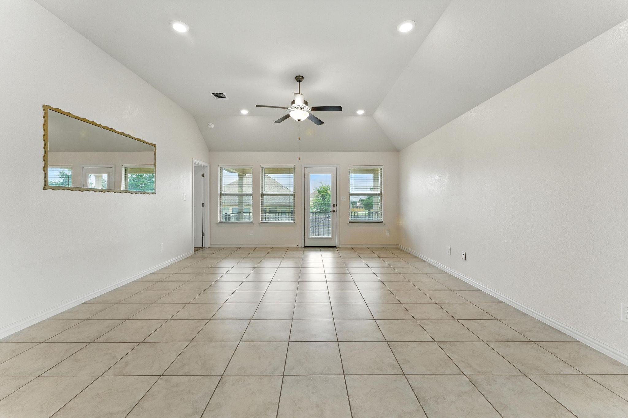 237 Red Granite Dr, Dripping Springs, TX 78620