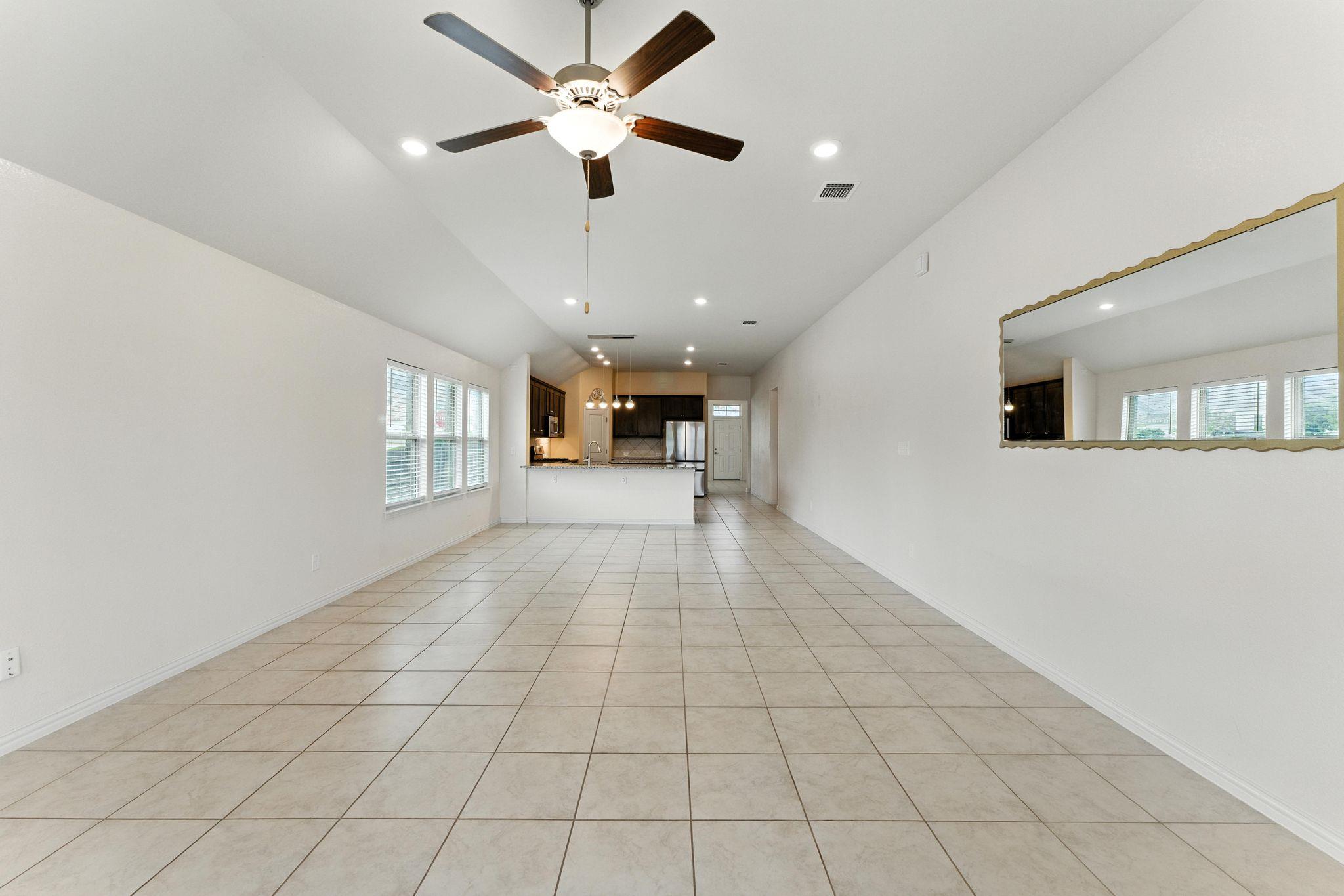 237 Red Granite Dr, Dripping Springs, TX 78620