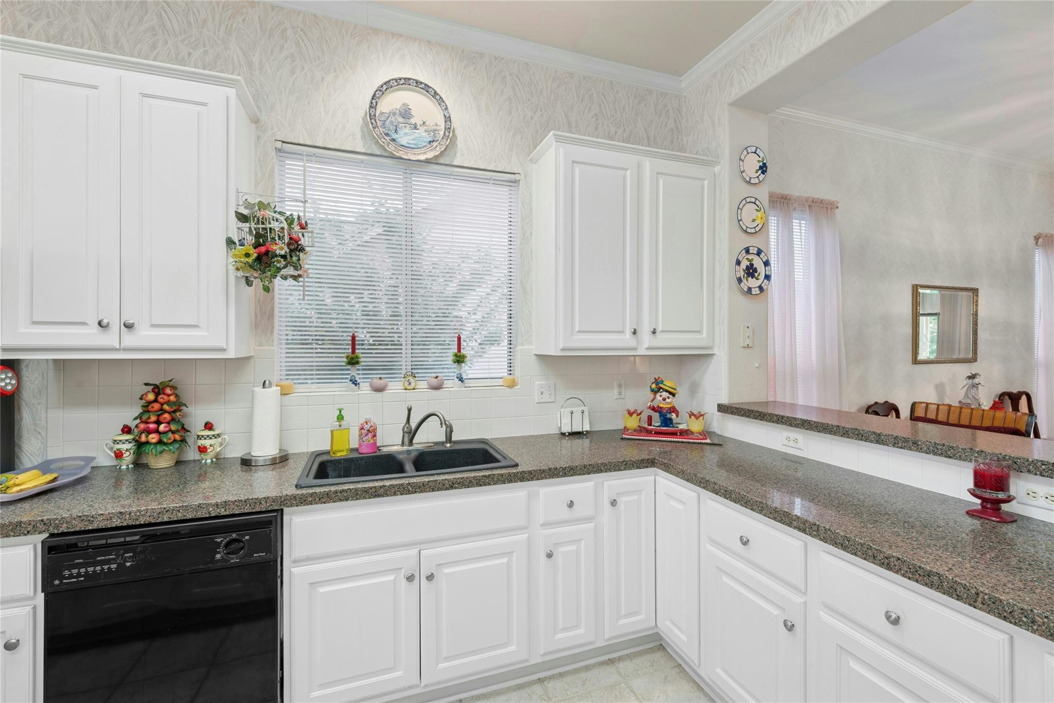 105 Juniper Berry Trl, Georgetown, TX 78633
