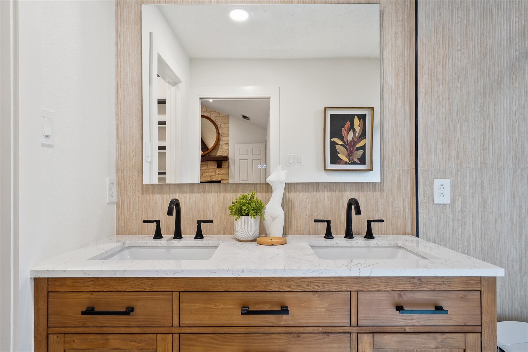 506 Explorer, Lakeway, TX 78734